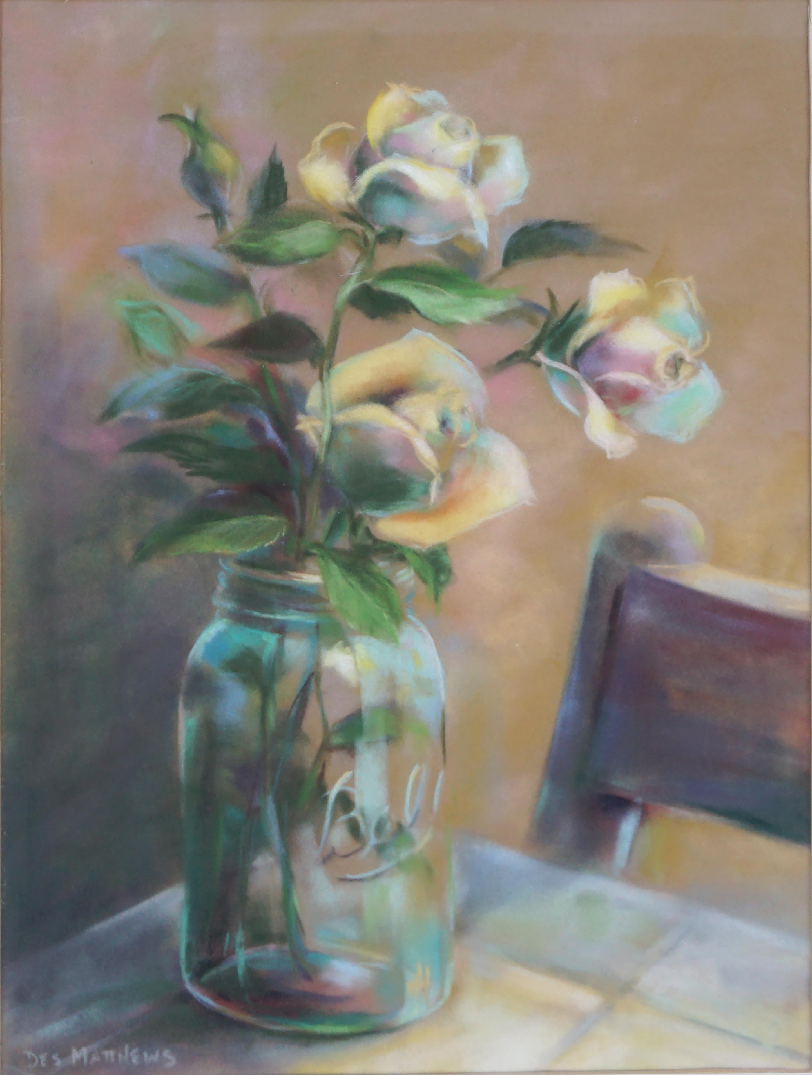 Rosa en tarro de bolas, bodegón floral pastel vintage - Painting de Des Matthews