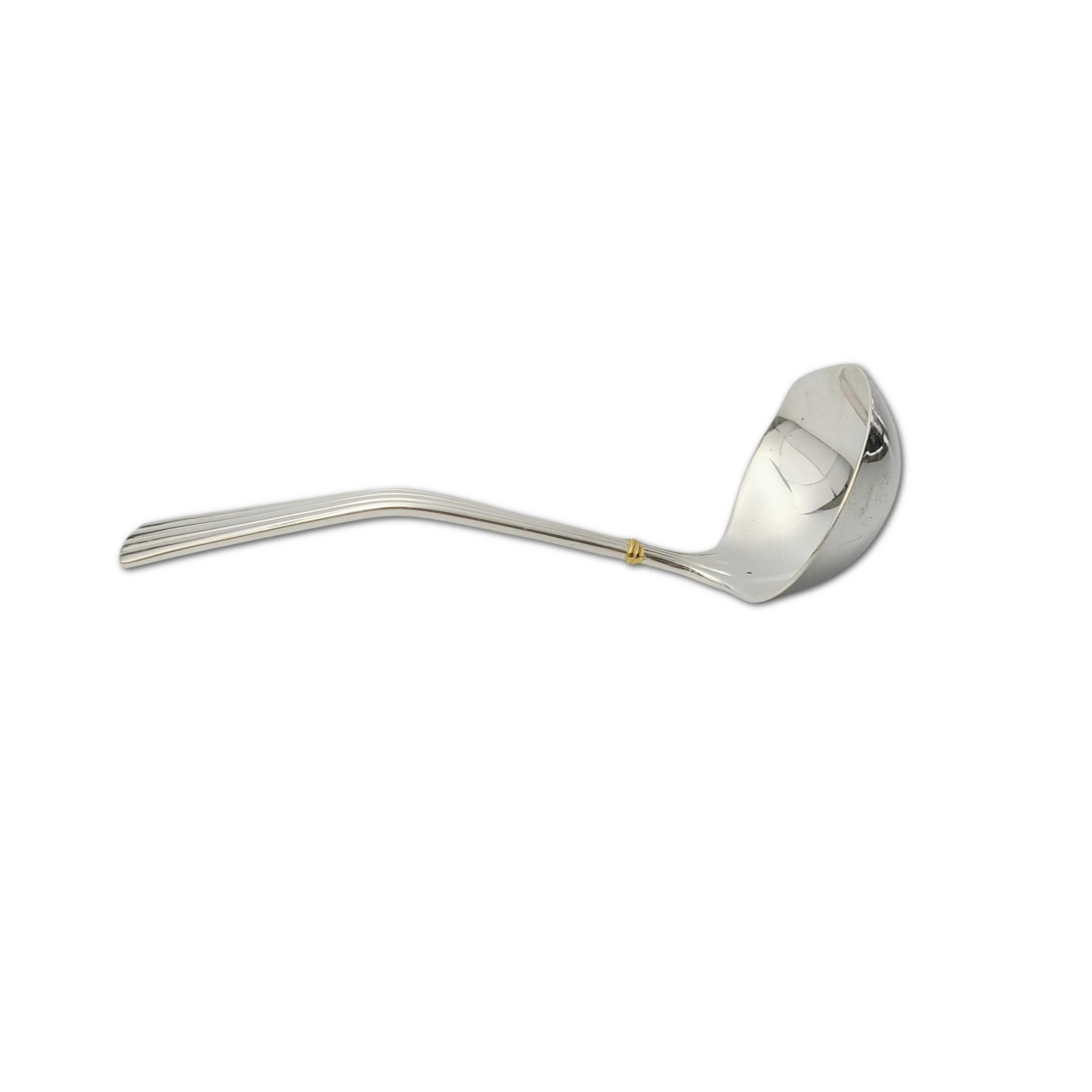 Des Must Cartier Sterling Silver Gold Accent Gravy Ladle In Good Condition In Washington Depot, CT