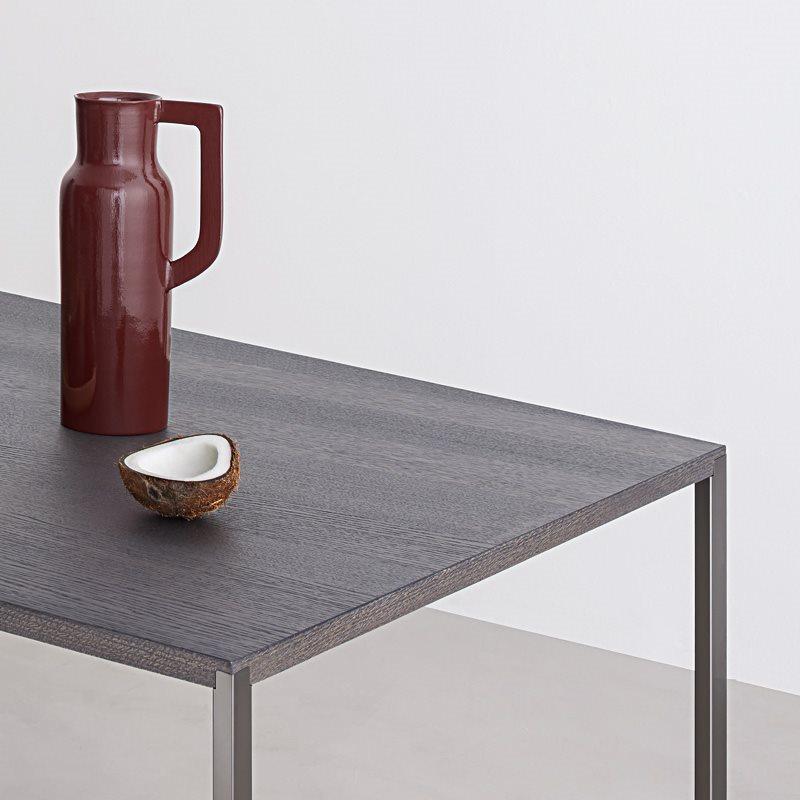 Customizable Desalto 25 Table by Metrica Bruno Fattorini & Robin Rizzini For Sale 1