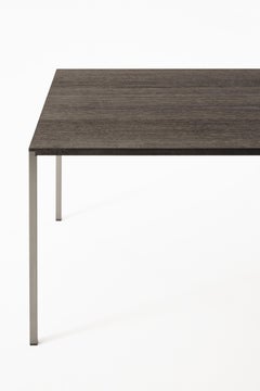 Mesa Desalto "25" en Roble Moro by Metrica, Bruno Fattorini, Robin Rizzini