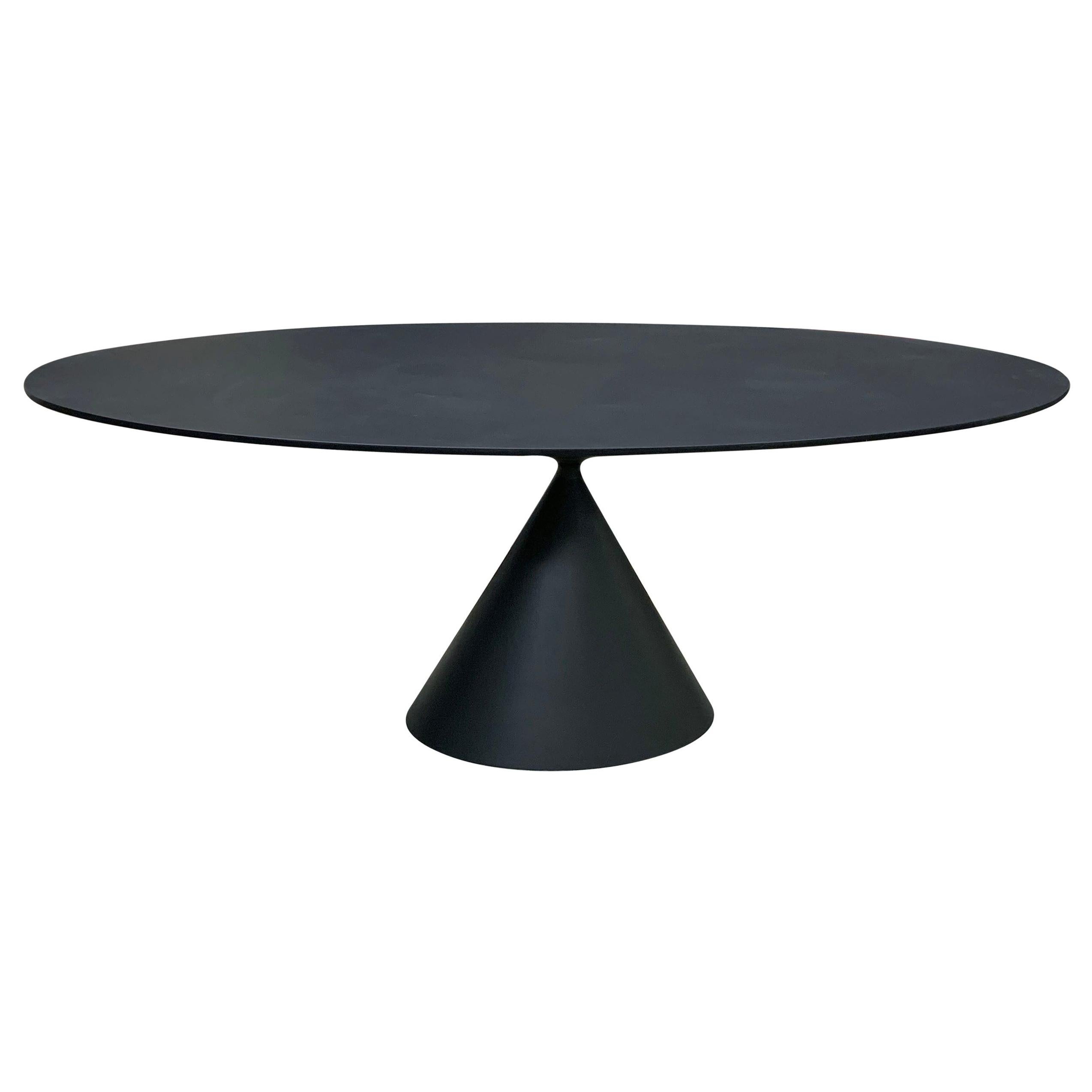 Desalto Black Oval Clay Table