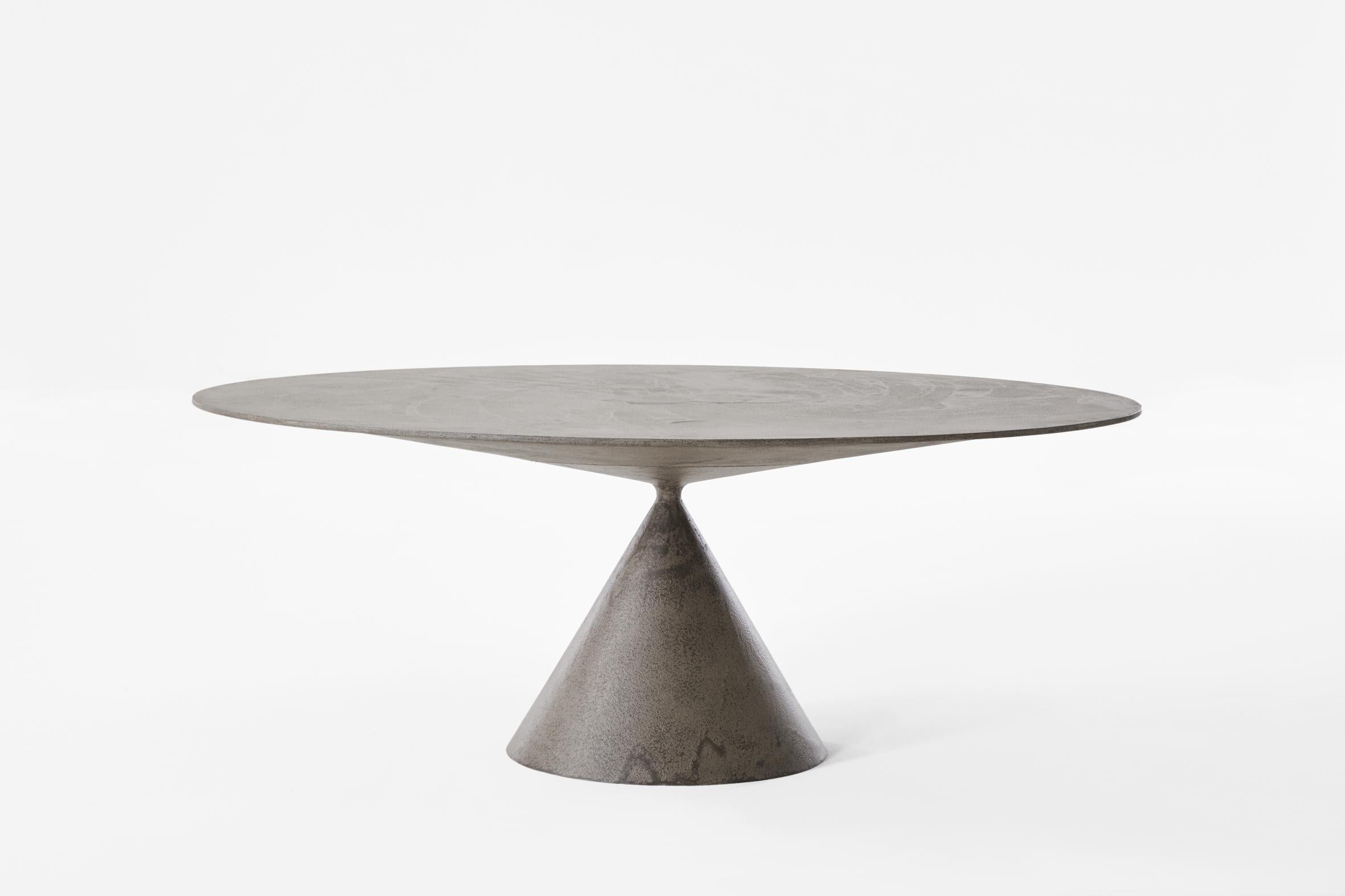Desalto CLAY Round table with Lazy Susan in Black Concrete by Marc Krusin For Sale 8