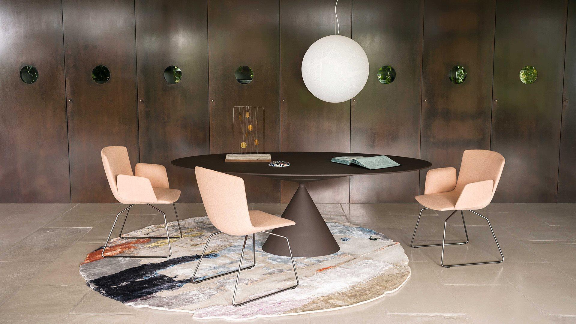 Desalto CLAY Round table with Lazy Susan in Black Concrete by Marc Krusin For Sale 15