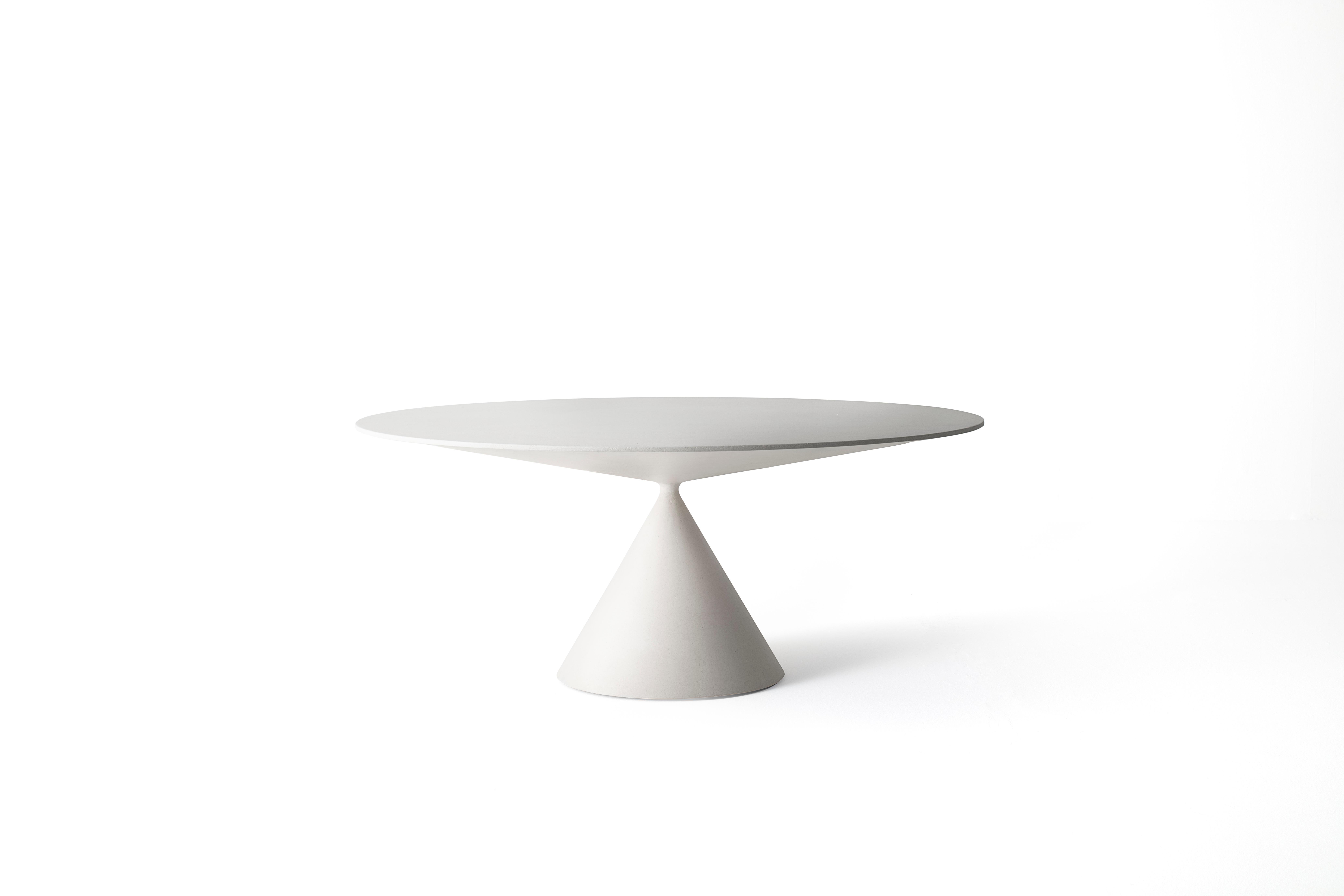 Desalto CLAY Round table with Lazy Susan in Black Concrete by Marc Krusin For Sale 1