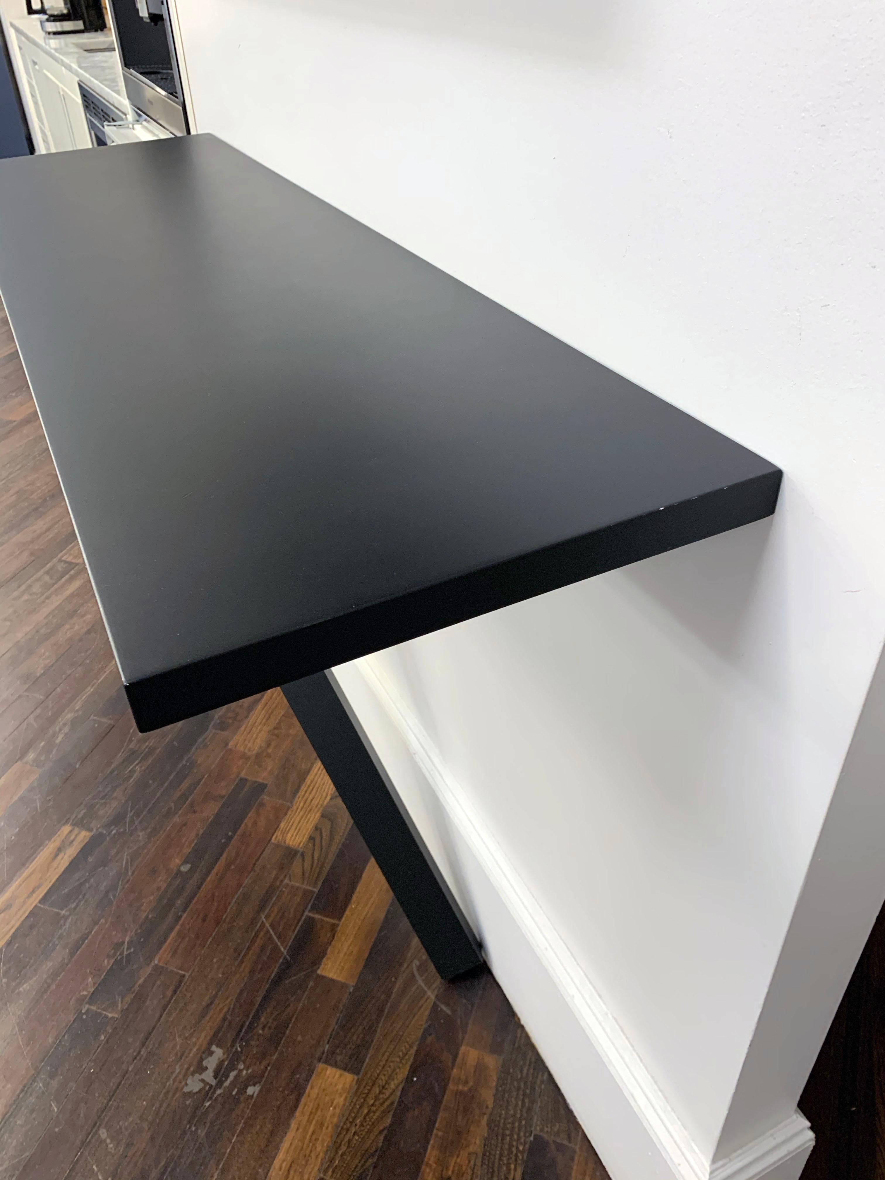 Desalto Element Console Black Table In Excellent Condition In New York, NY