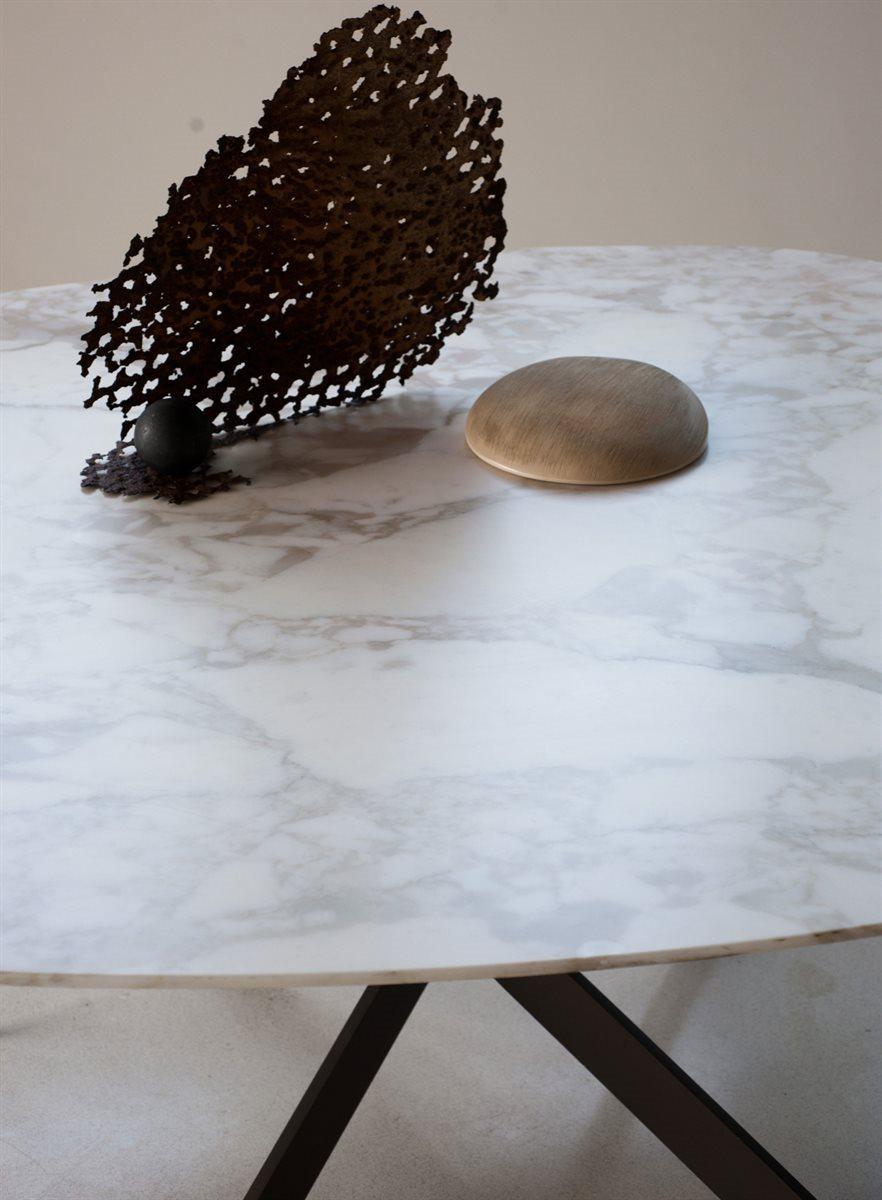 Contemporary Customizable Desalto Iblea Marble-Top Table Designed by Gordon Guillaumier