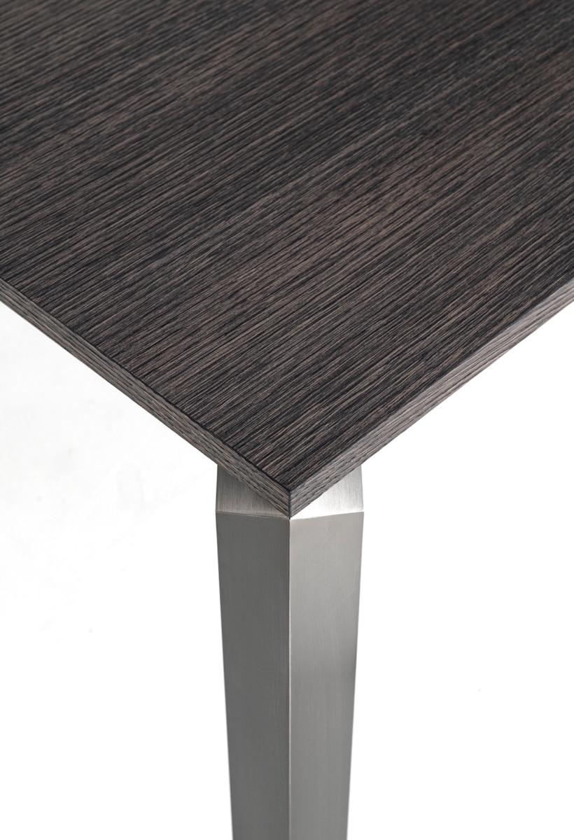 Contemporary Desalto L45 Table Designed by Guglielmo Poletti