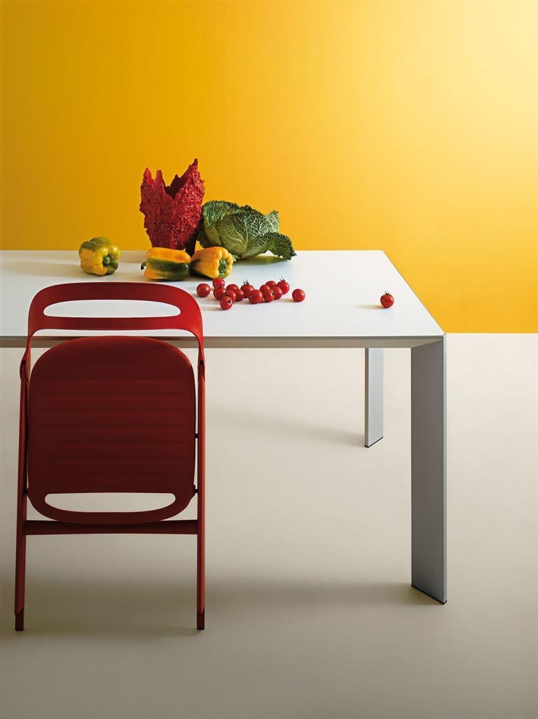 Italian Desalto Mac Table Designed by Pierluigi Cerri For Sale