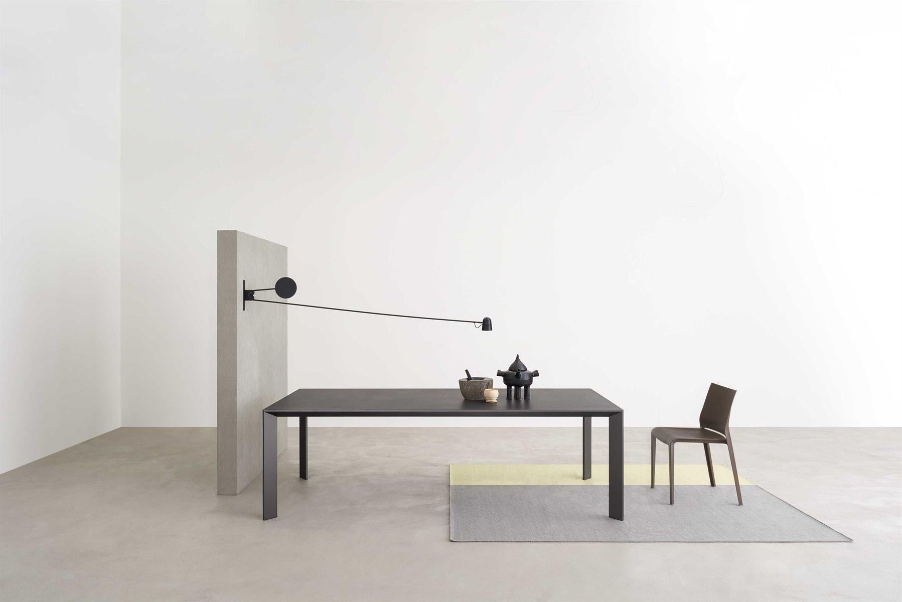 Contemporary Desalto Mac Table Designed by Pierluigi Cerri