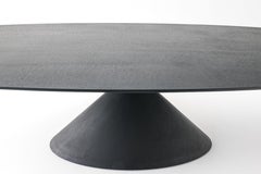 Desalto MAXY CLAY Oval table in Concrete by Marc Krusin