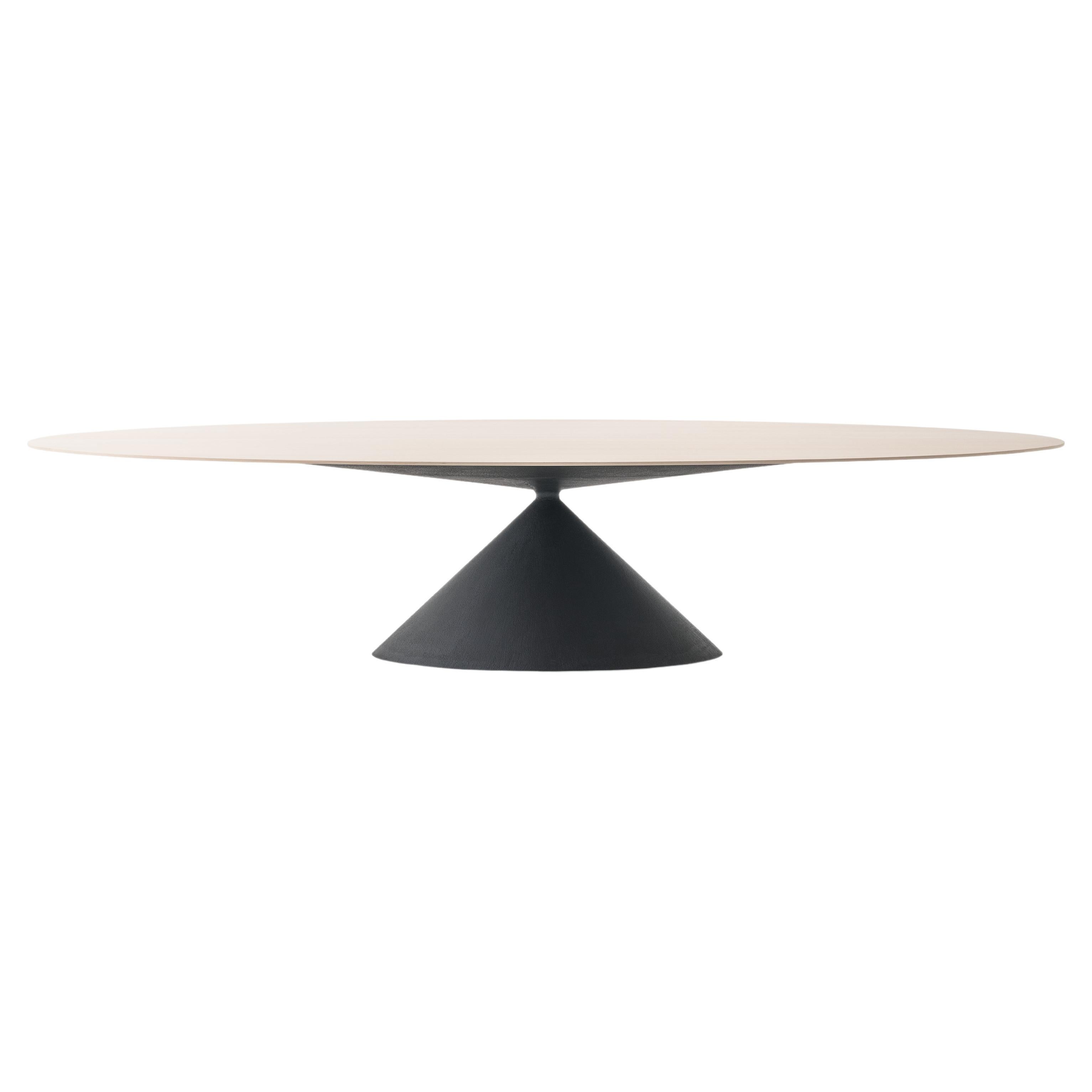 Desalto MAXY CLAY Oval table with natural ash top by Marc Krusin