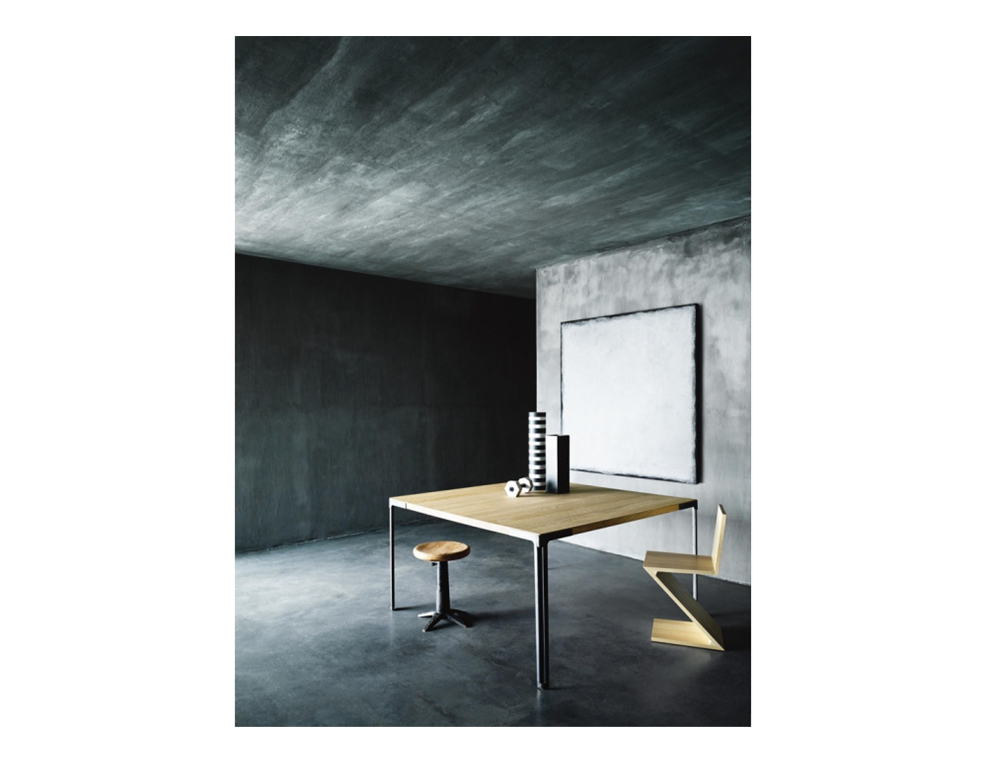 Contemporary Customizable Desalto Fan Oak Top Table by Piero Lissoni For Sale