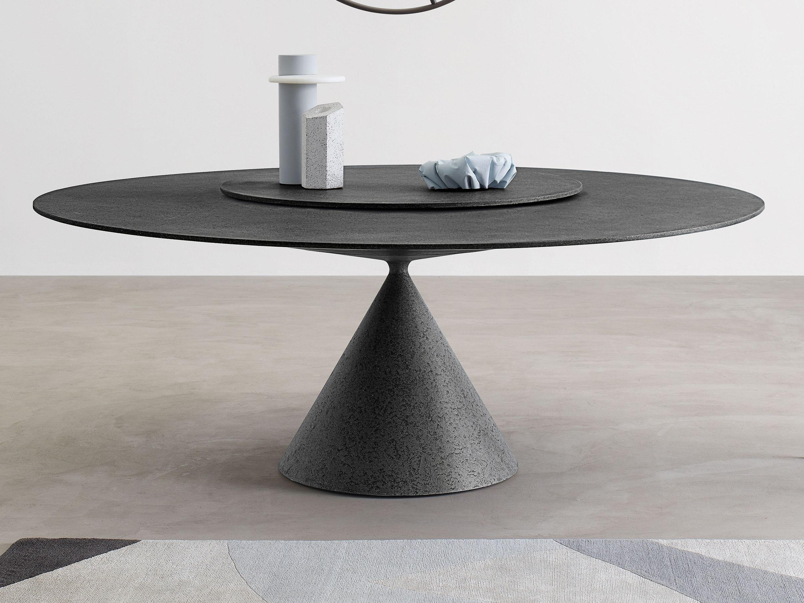 XXIe siècle et contemporain Table ronde personnalisable Desalto avec plateau en céramique de Marc Krusin en vente