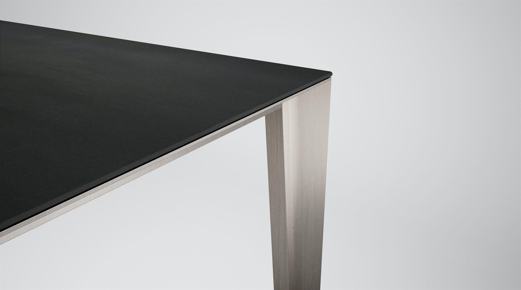 Aluminium Table personnalisable en peau de Desalto conçue par Marco Acerbis en vente