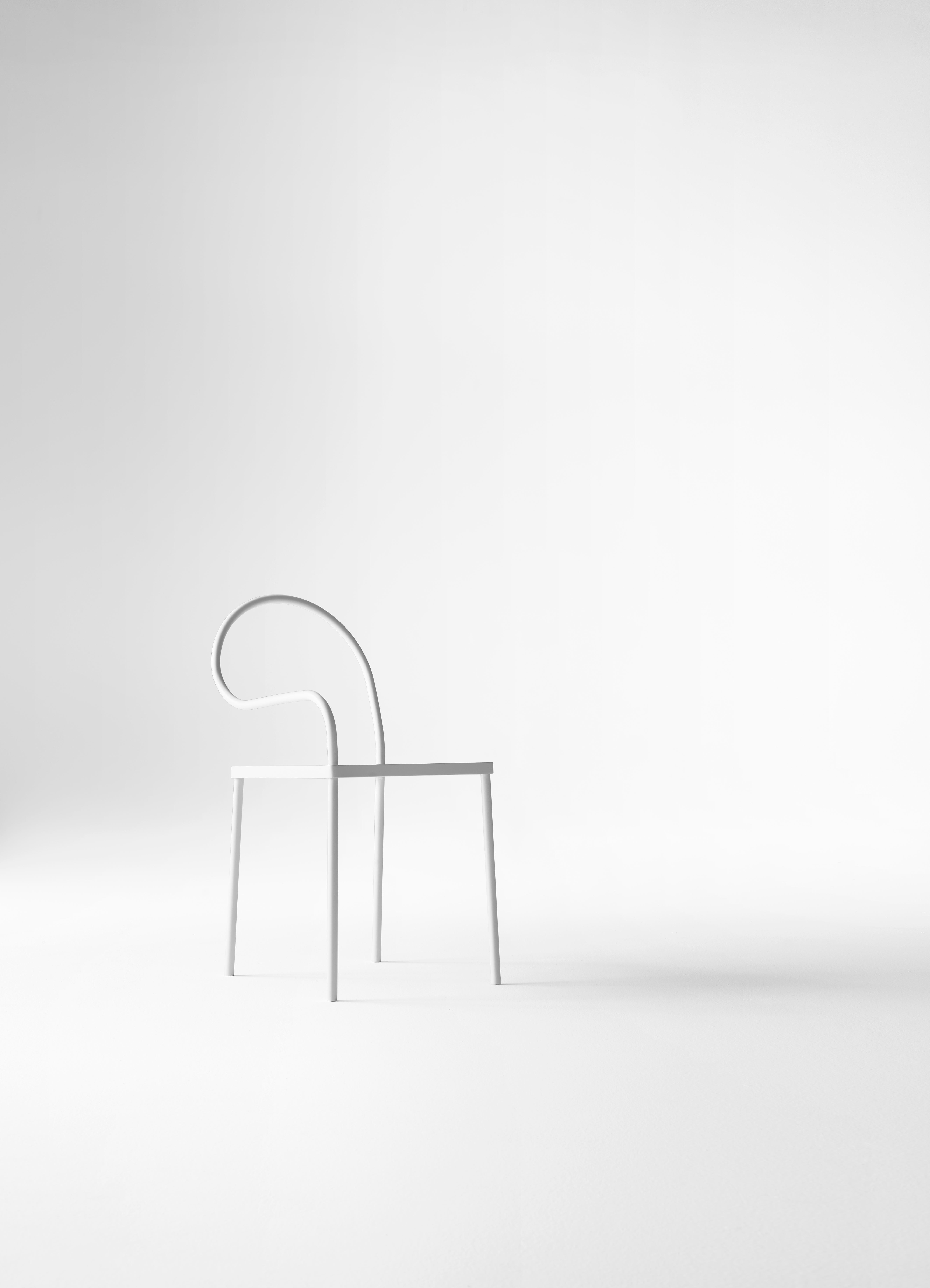 XXI secolo e contemporaneo Sedia Desalto SOFTER THAN STEEL in nero opaco di Nendo in vendita