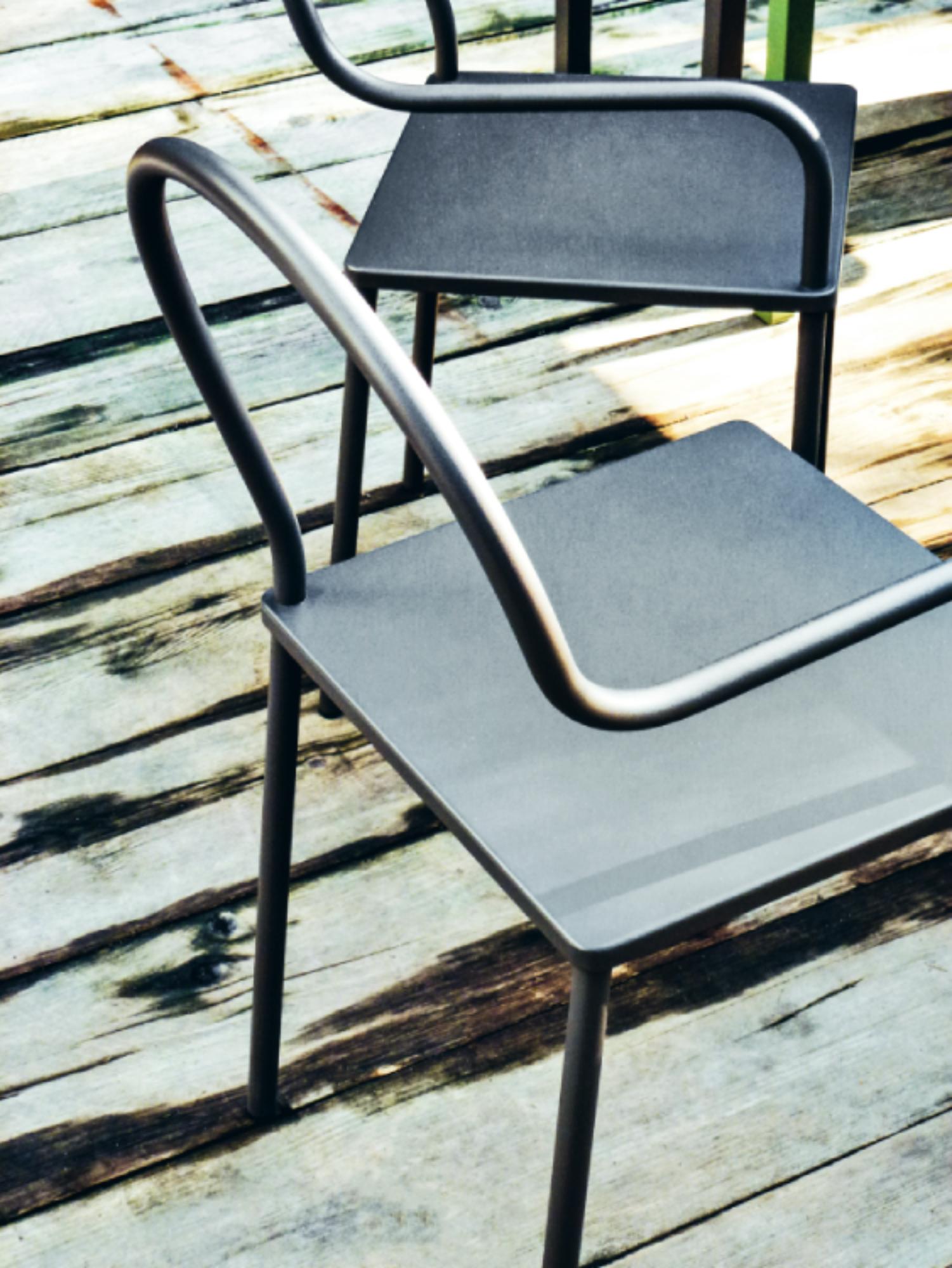 Desalto SOFTER THAN STEEL Stuhl in mattem Weiß von Nendo im Angebot 2