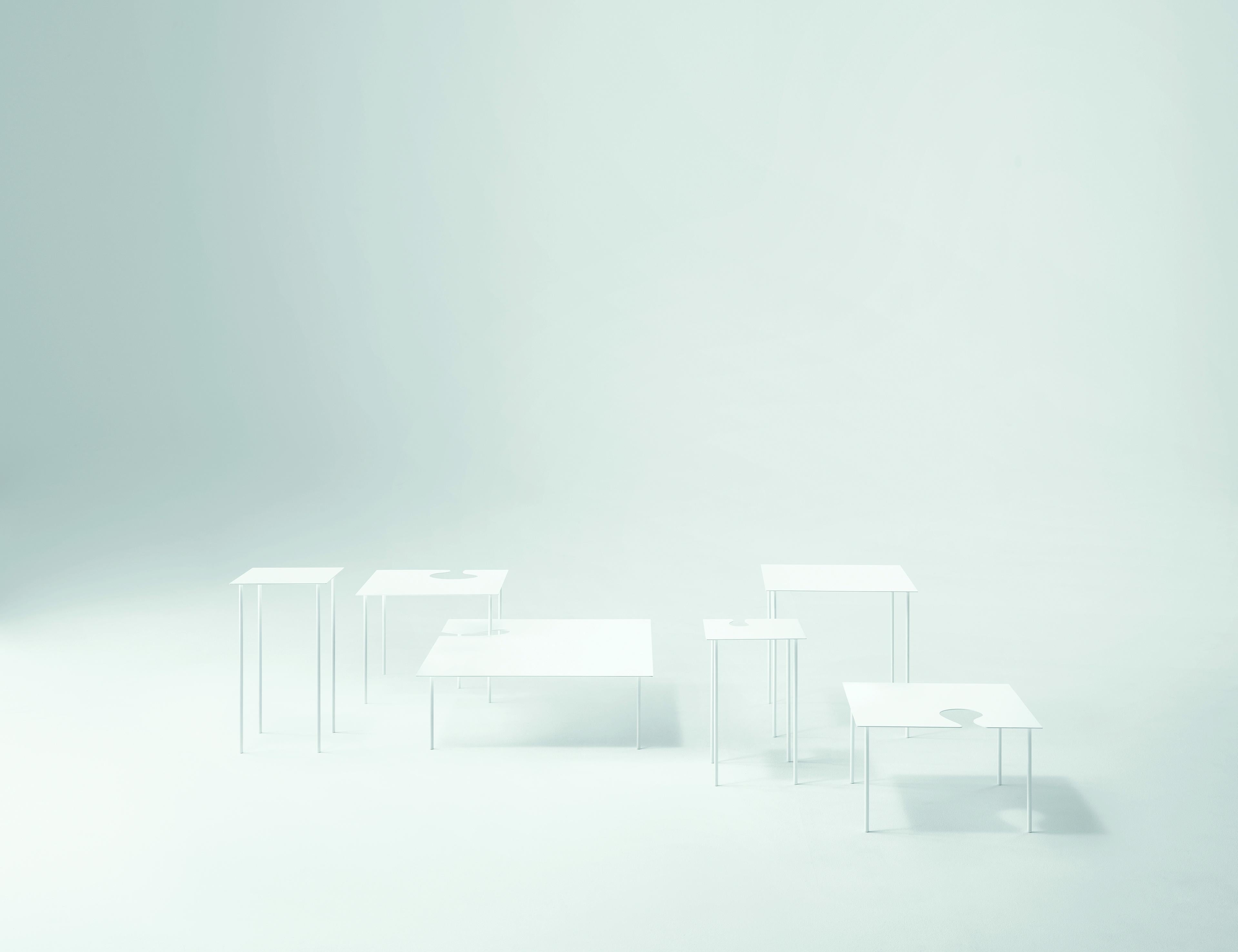 Desalto SOFTER THAN STEEL Beistelltisch von Nendo im Angebot 3