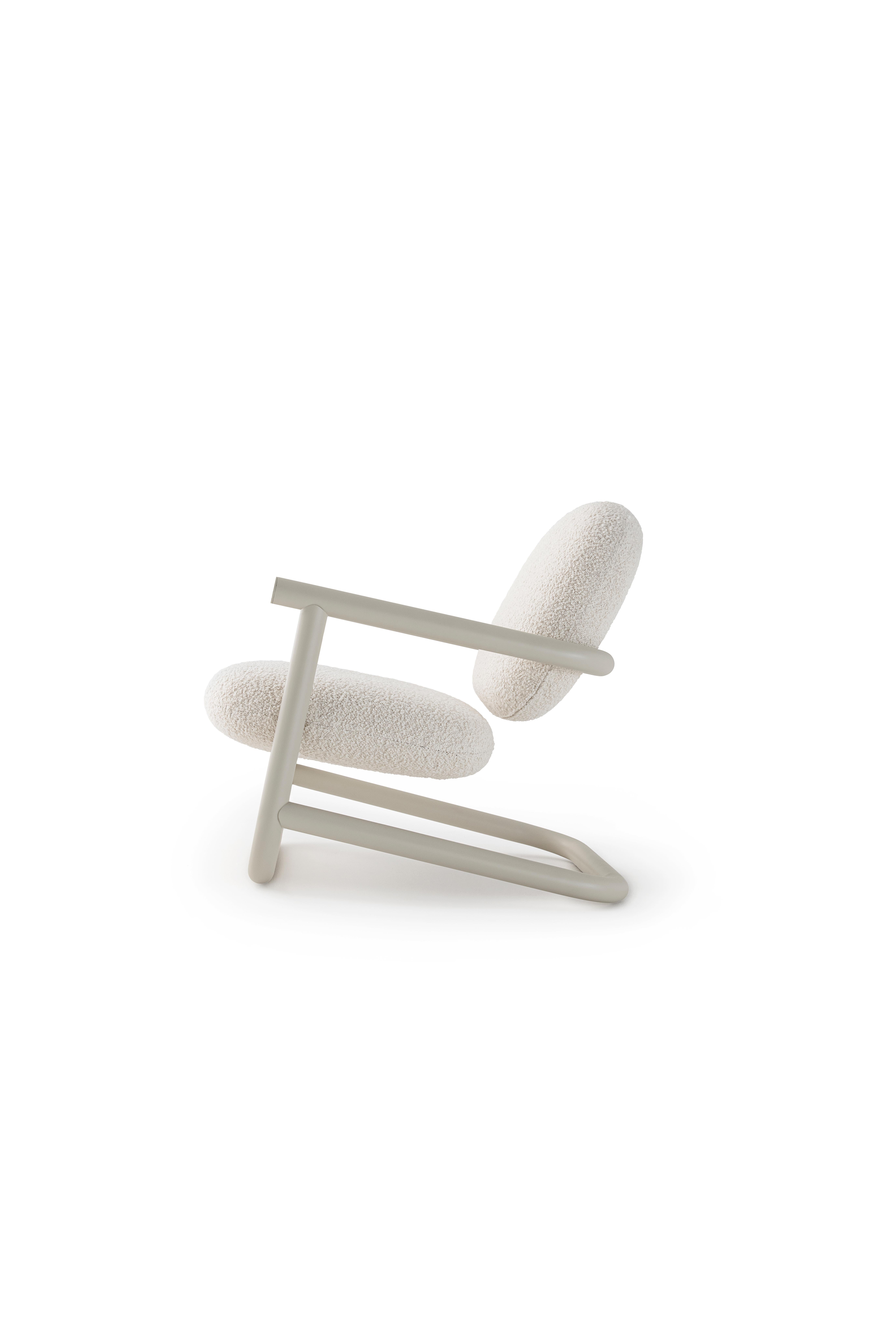 Desalto STRONG SPECIAL lounge chair By Eugeni Quitllet In New Condition For Sale In Brooklyn, NY
