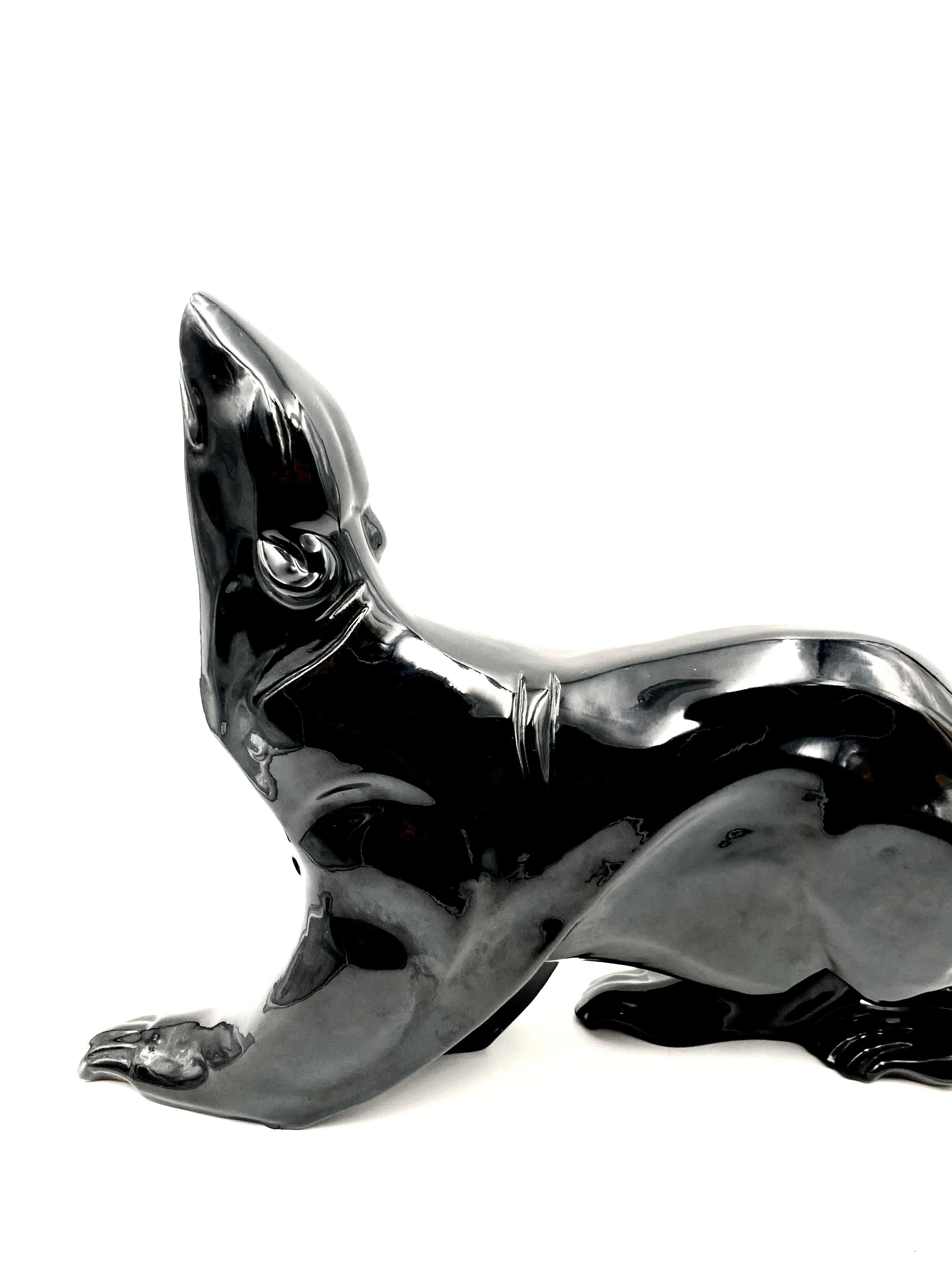Early 20th Century Desbarbieux, Black Polar Bear Ceramic Sculpture, Saint-Clément France circa 1920