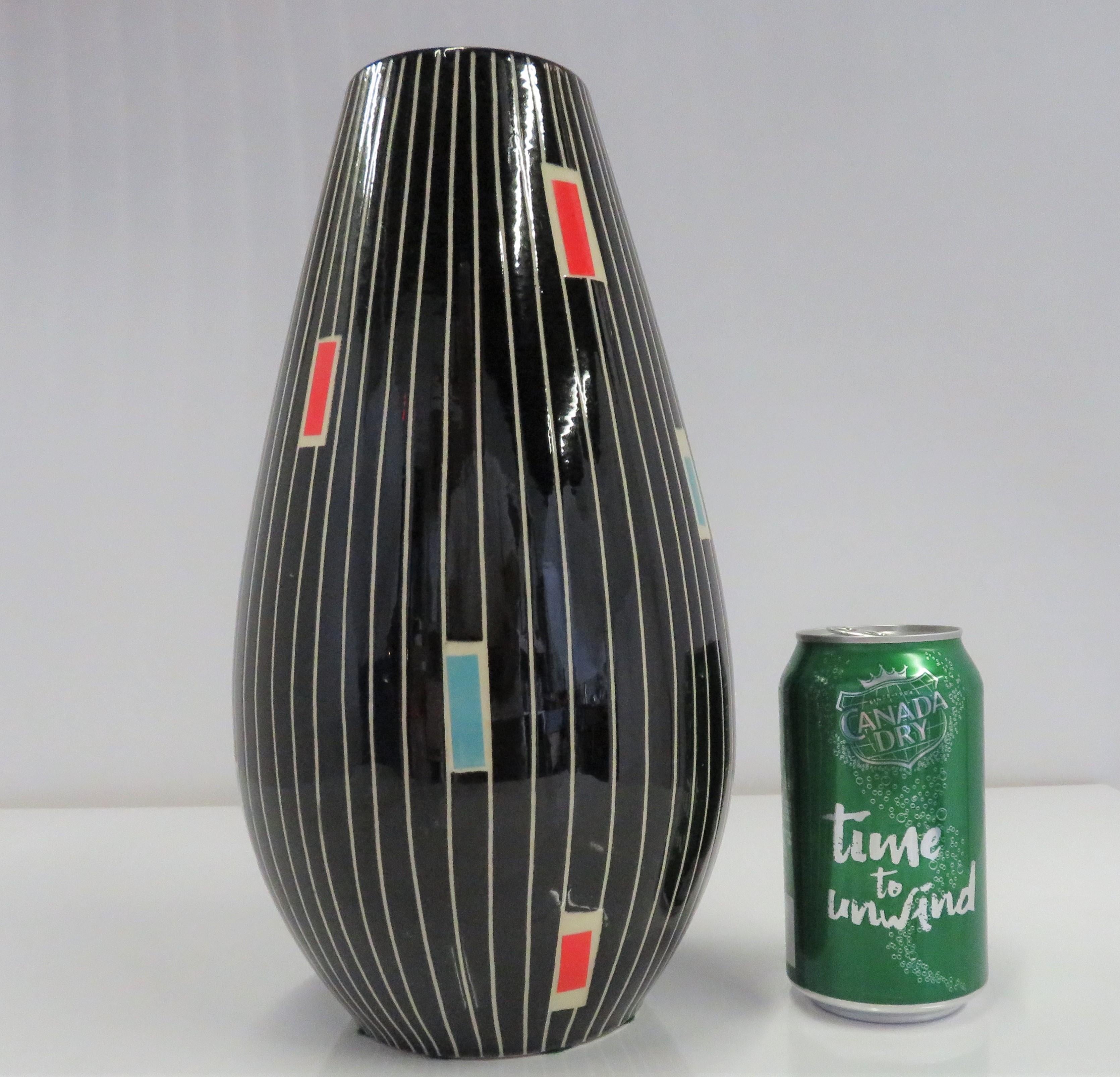Vase en céramique moderne U Keramik mi-siècle allemand (descp), Allemagne, 1960 en vente 2