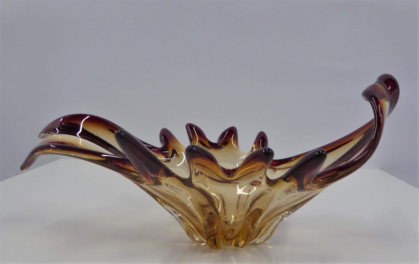 Large Modern Freeform Blown Murano Glass Vessel, Italy, 1960s For Sale 1