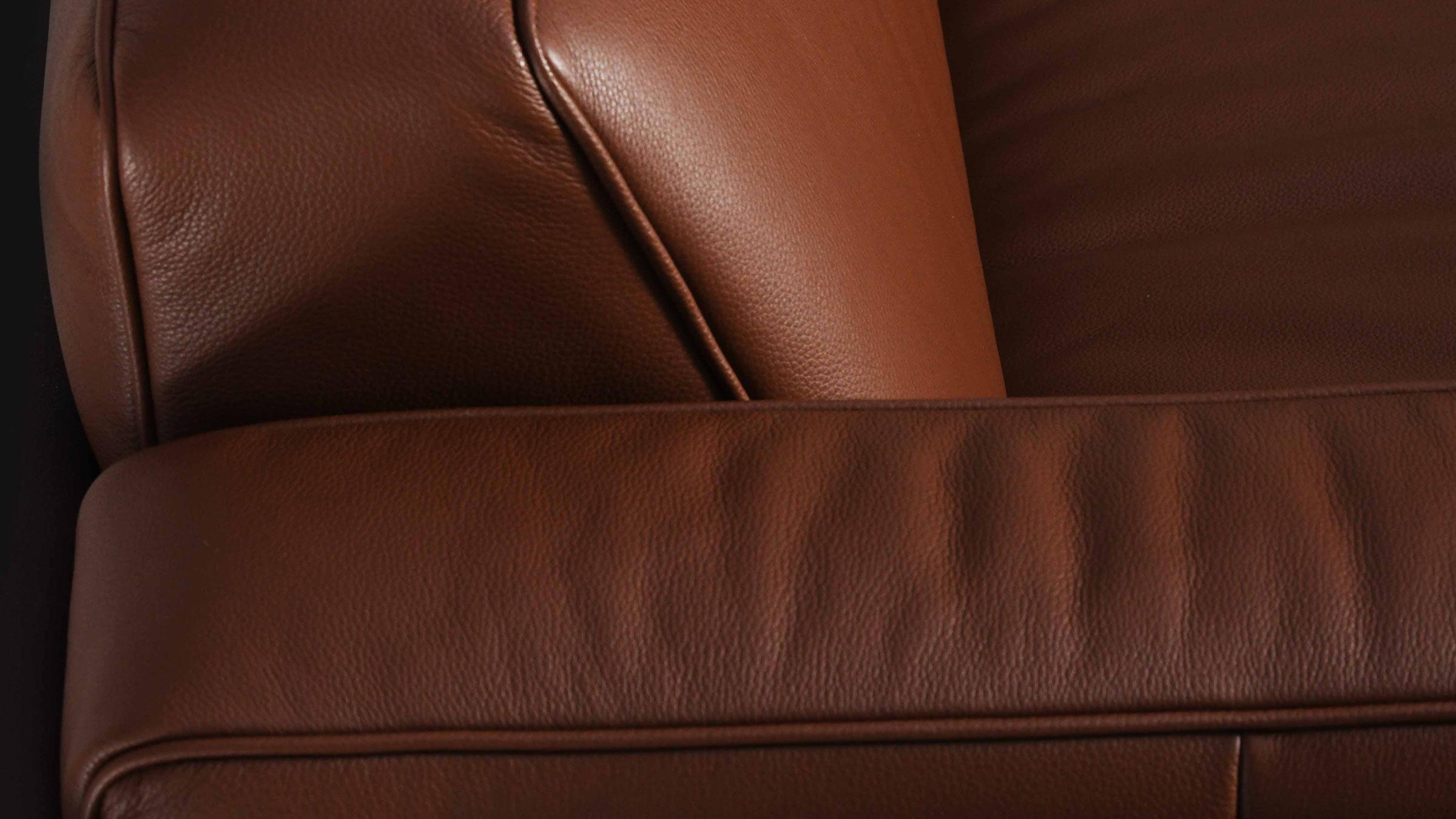 De Sede DS-175, mittelgroßes zweisitziges Sofa mit Hazelpolsterung von Patrick Norguet im Zustand „Neu“ im Angebot in Brooklyn, NY