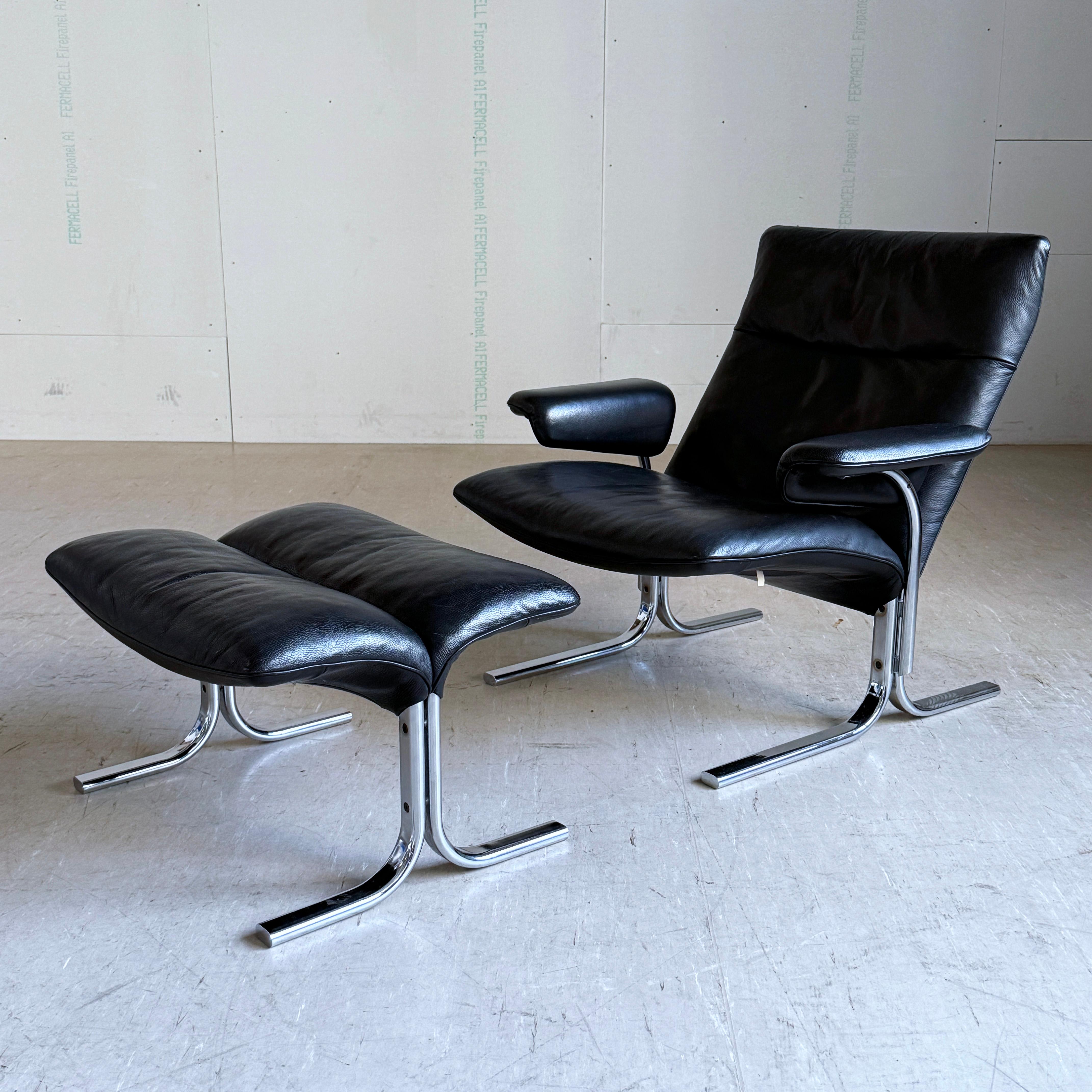 DeSede DS 2030 Leder-Loungesessel und -Ottomane von Hans Eichenberger, 1979 (Moderne der Mitte des Jahrhunderts) im Angebot