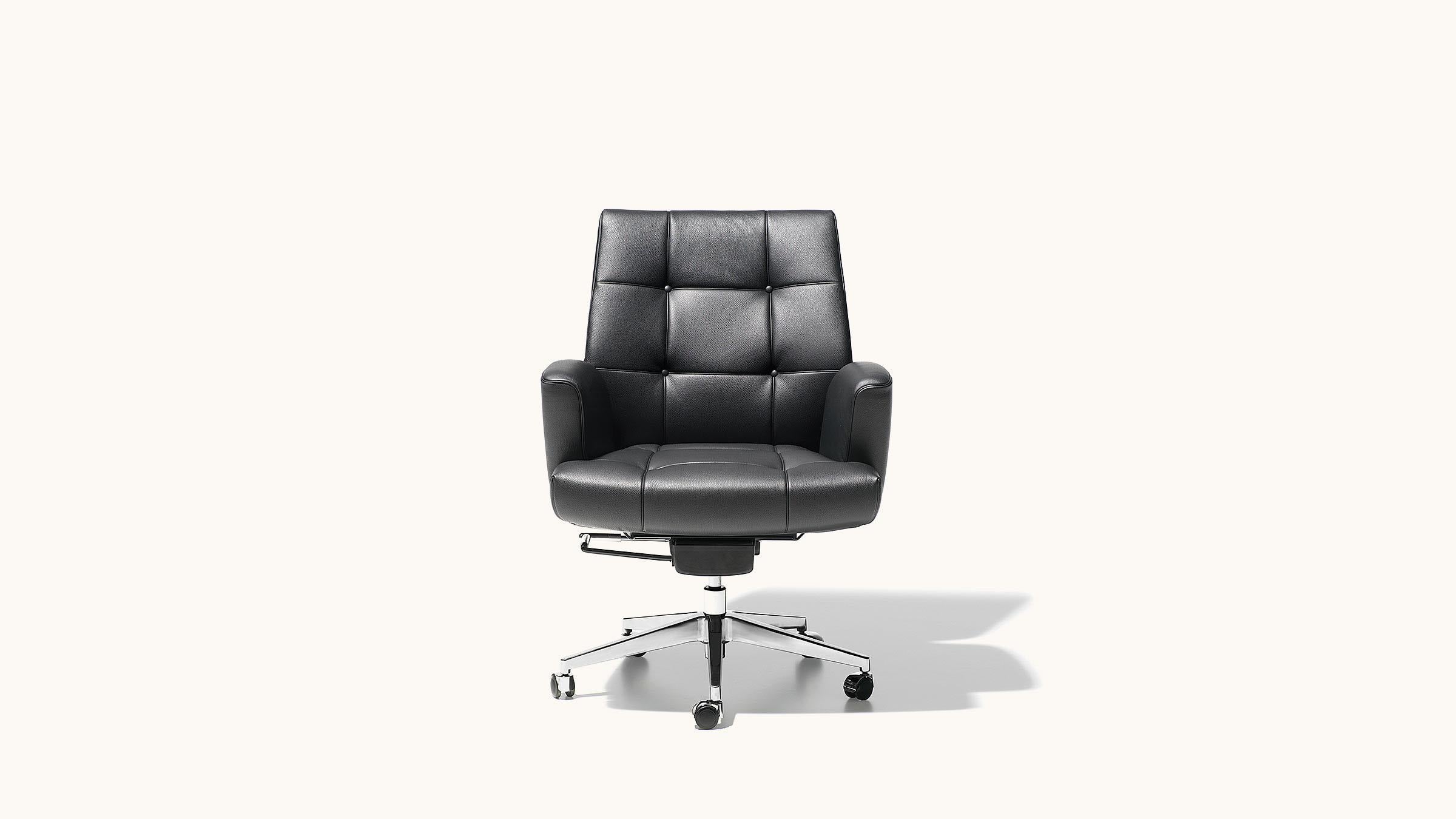 Suisse Fauteuil de direction De Sede DS-257/01 en tissu noir par l'équipe de design De Sede en vente