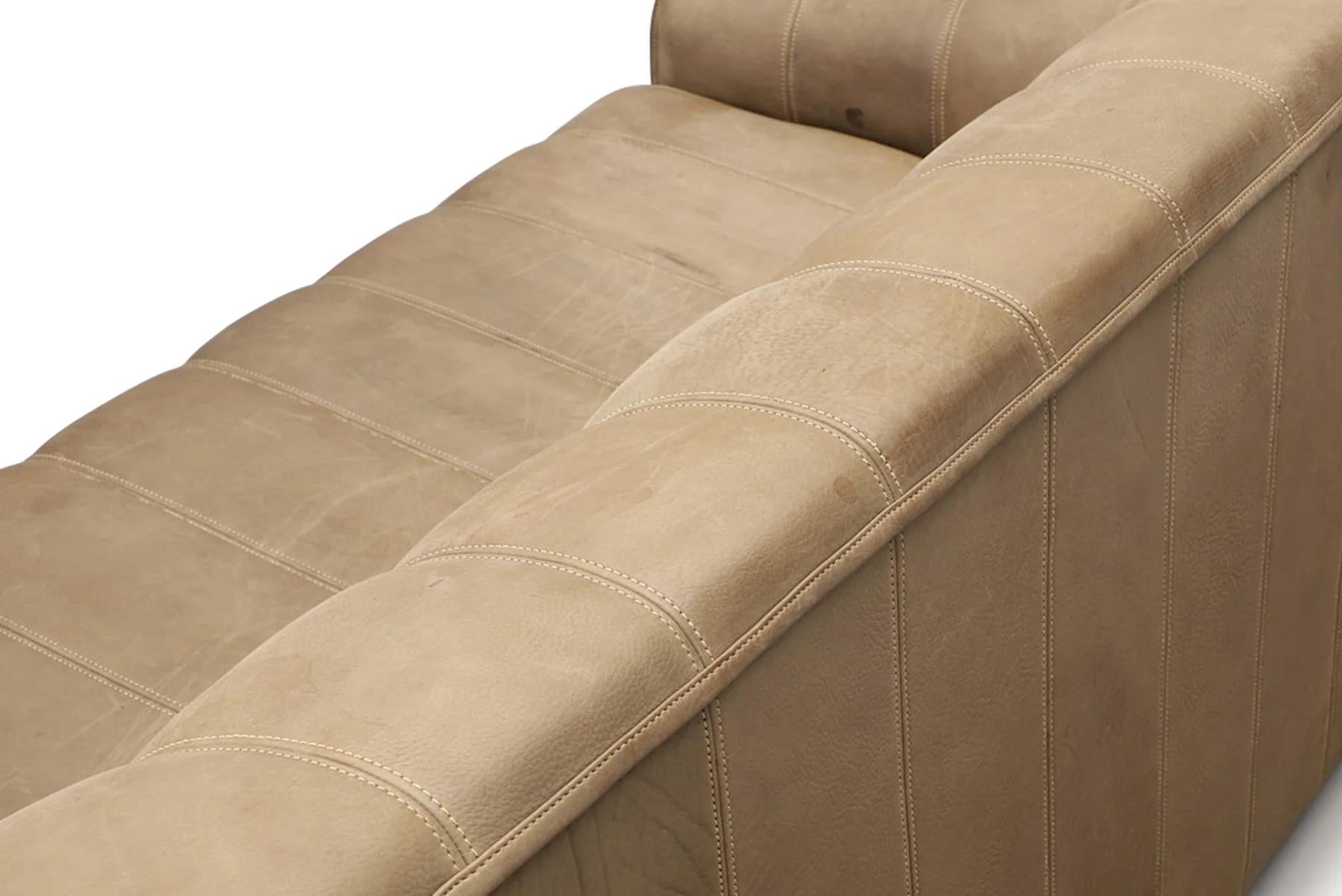Desede Ds 44 Ausziehbares, ausziehbares Sofa aus Buffalo-Leder mit drei Sitzen (Schweizerisch) im Angebot