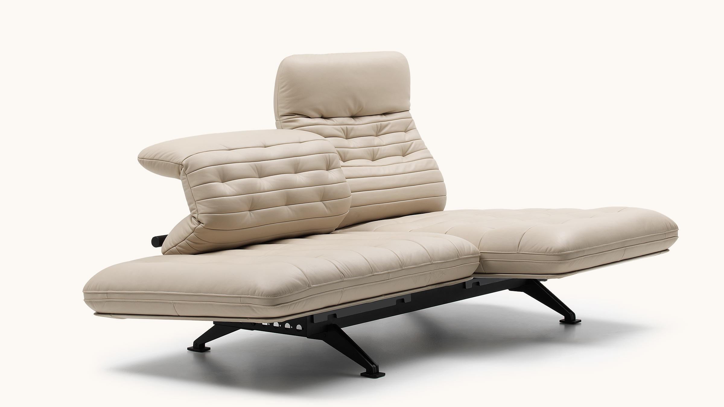 De Sede Ds-490 Modulares Sofa mit cremefarbener Polsterung von De Sede Design Team im Zustand „Neu“ im Angebot in Brooklyn, NY