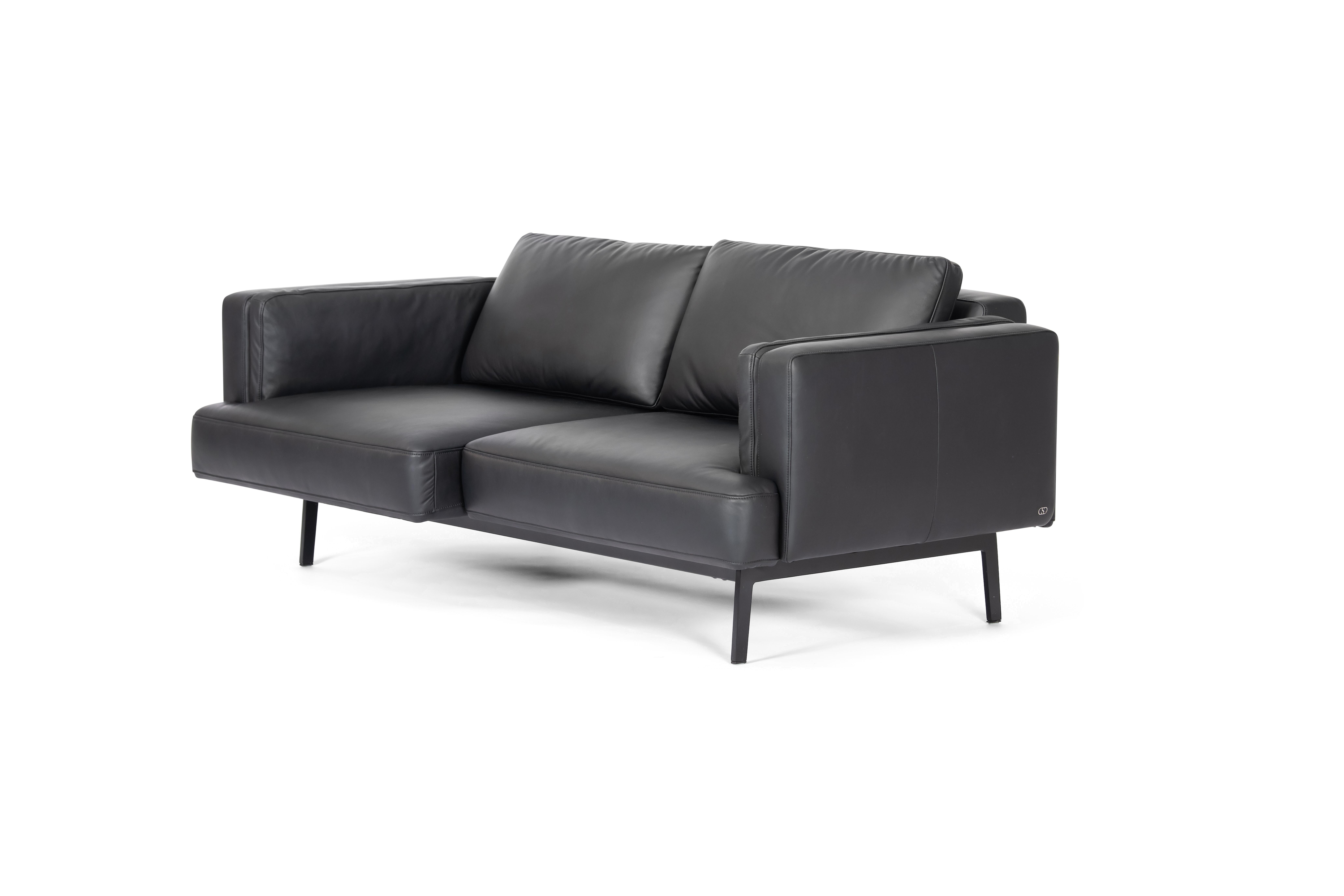 Swiss DeSede Ds-747/04 Multifunctional Sofa in Black Leather Seat and Back Upholstery For Sale