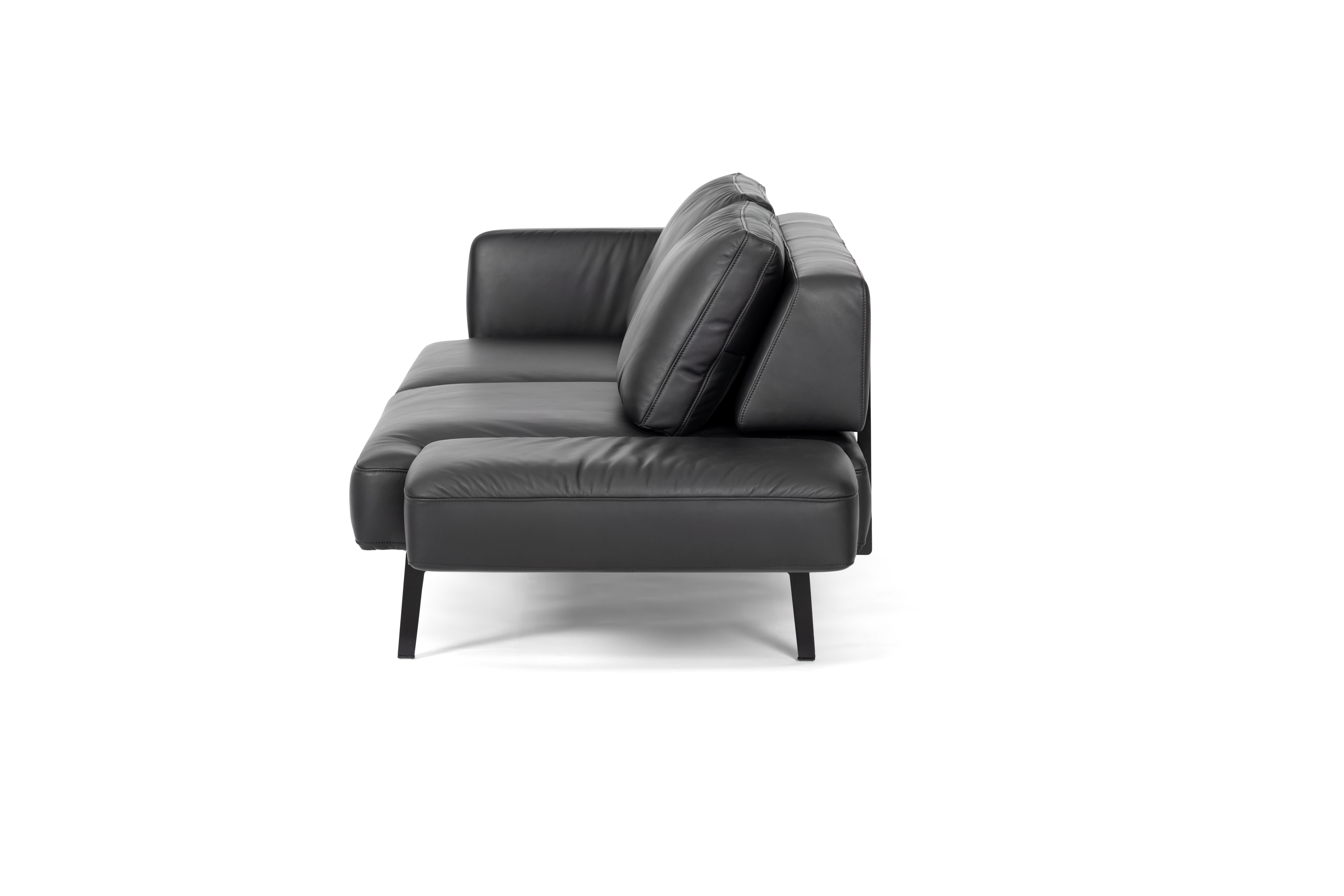 DeSede Ds-747/04 Multifunctional Sofa in Black Leather Seat and Back Upholstery For Sale 2
