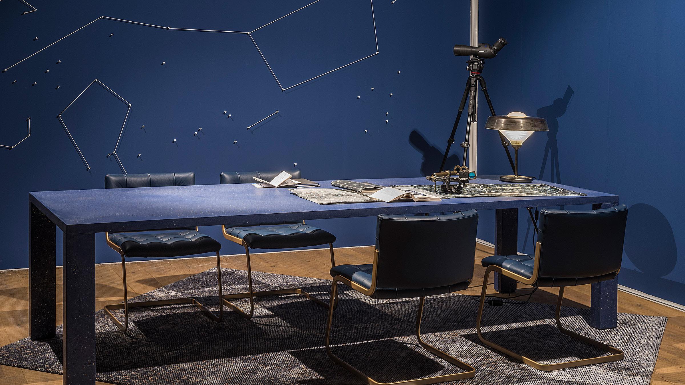 Suisse De Sede DS-777 petite table de salle à manger en pierre de lapislazuli par Bruno Fattorini en vente
