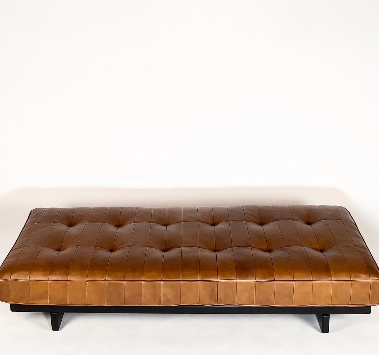 DeSede DS 80 Leather Daybed In Good Condition In Portland, OR