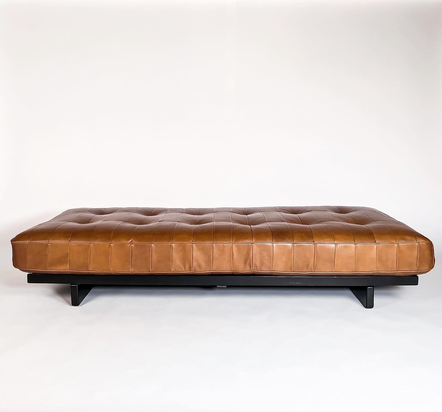 20th Century DeSede DS 80 Leather Daybed