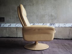 Fauteuil de salon de direction Desede DS50, cuir crème, années 1960