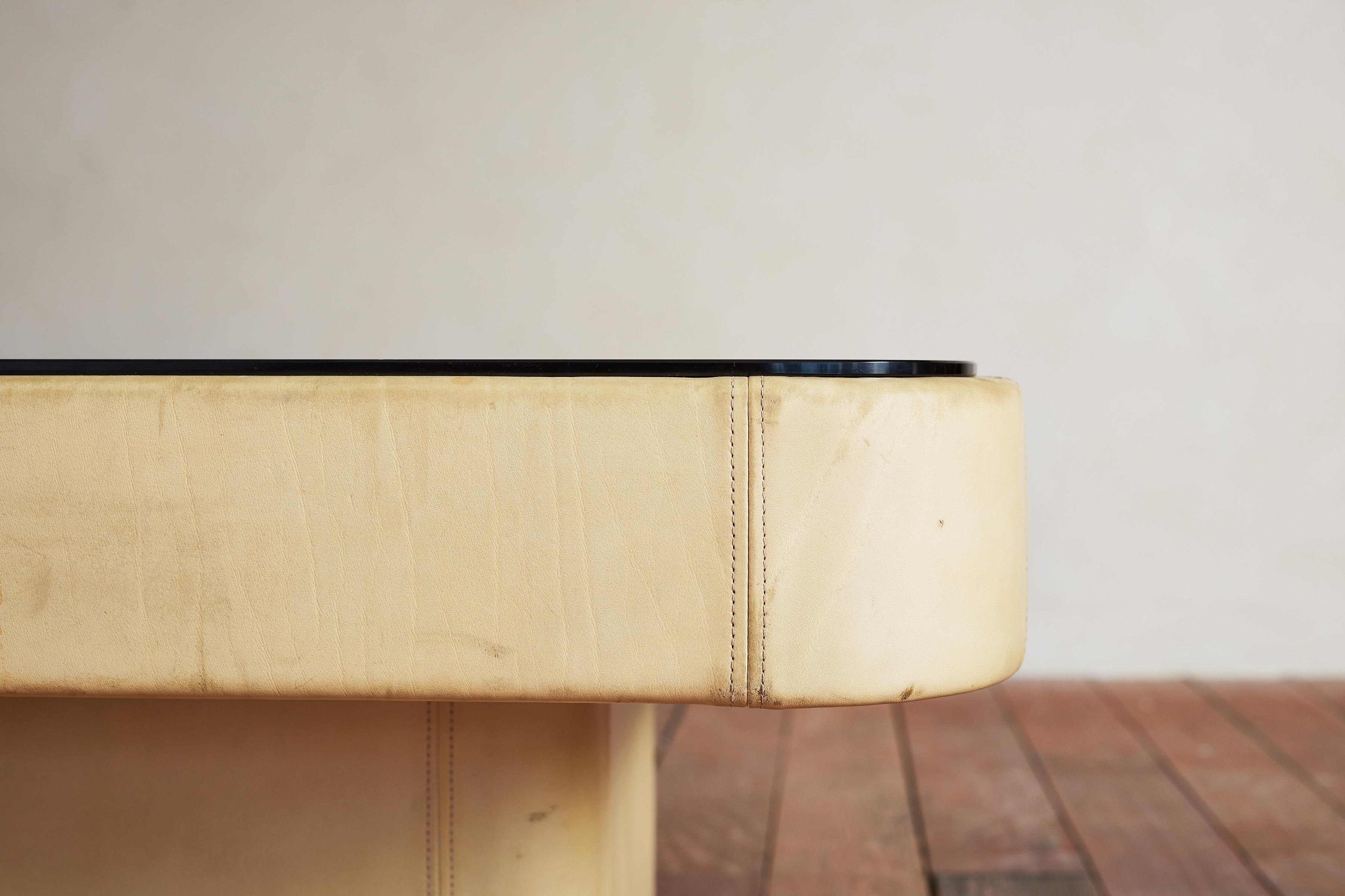 Desede Leather Coffee Table 6