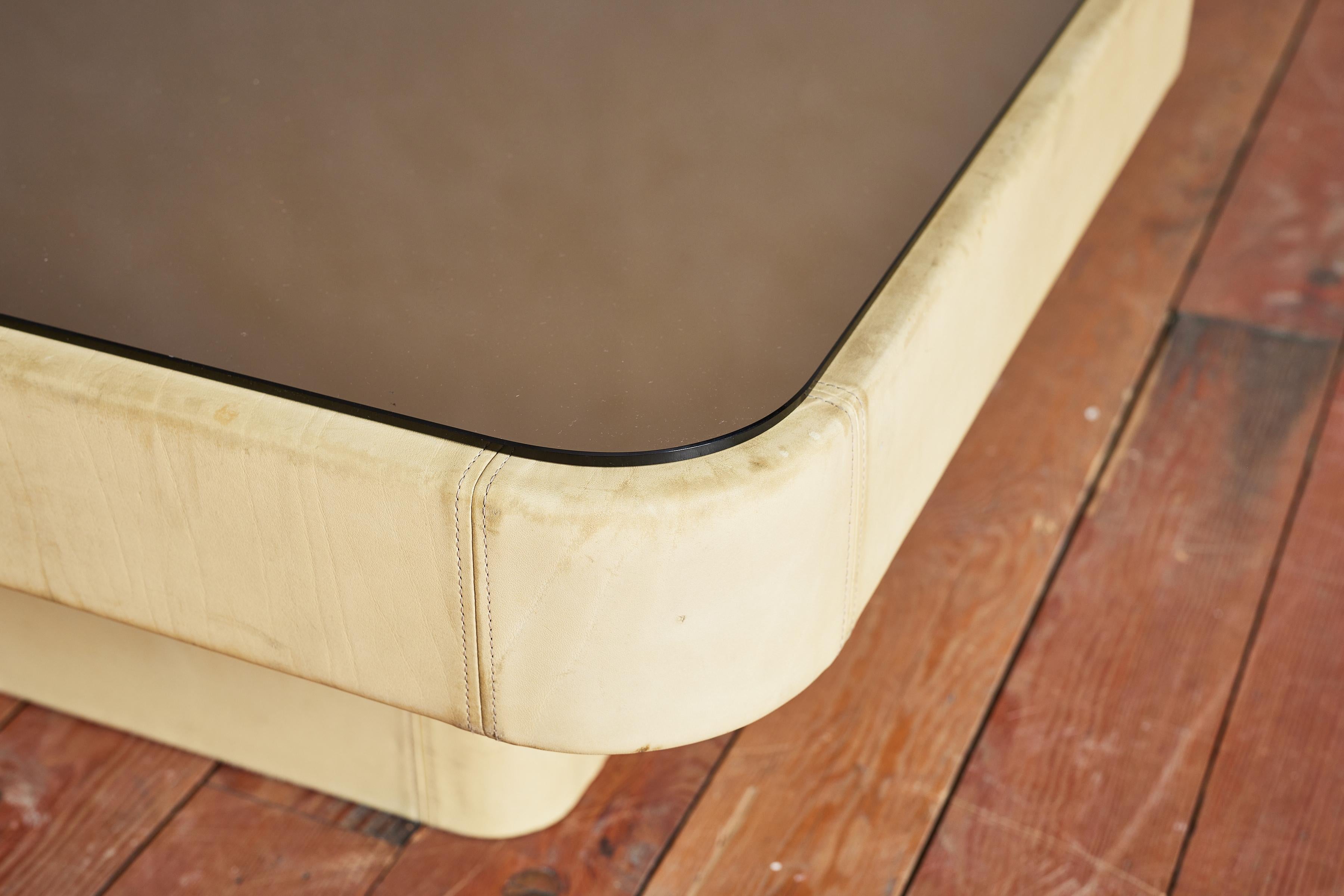 Desede Leather Coffee Table 8