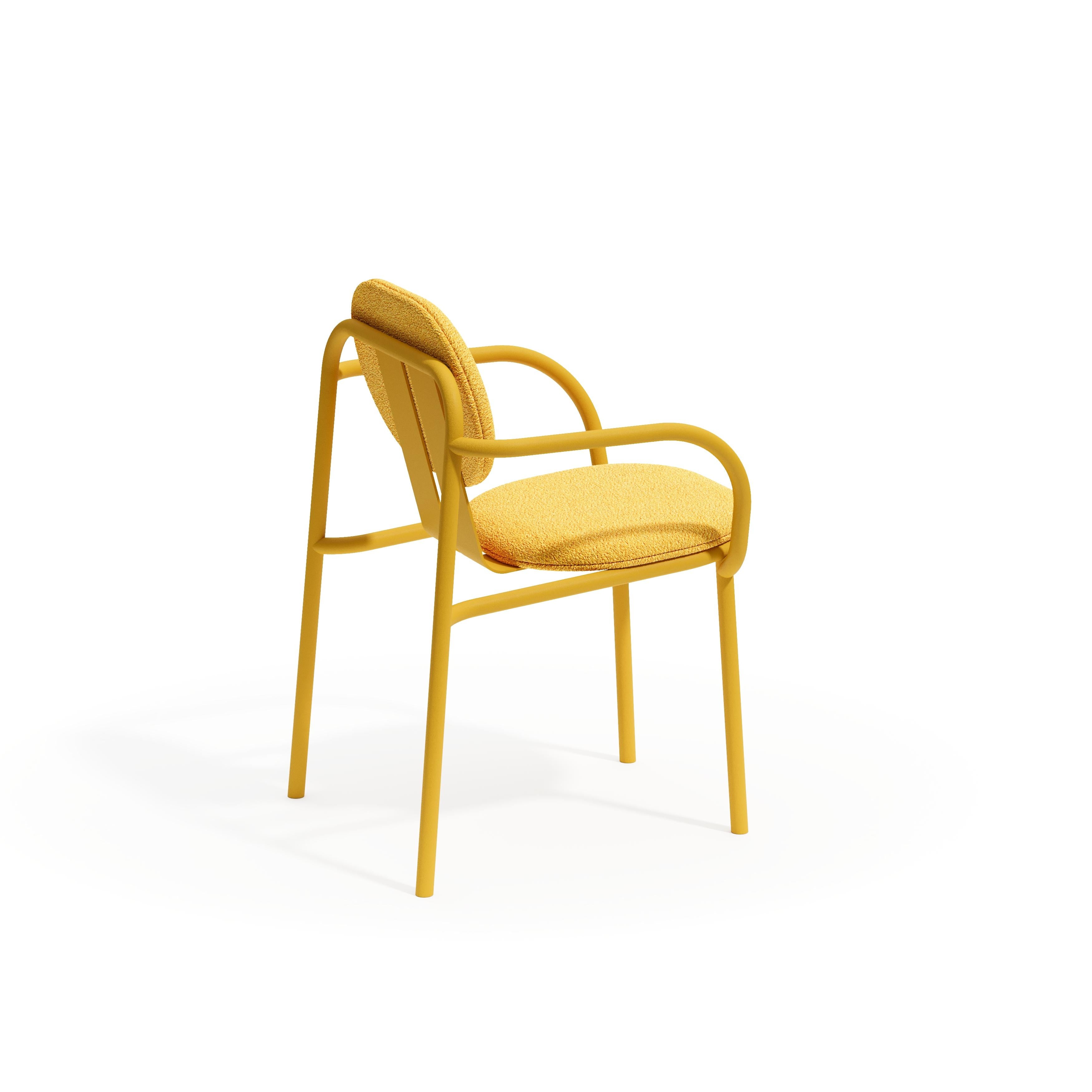 Sillón Desert de Denis Sokolov para Joyf

El Sillón Desert ofrece el equilibrio perfecto entre comodidad y diseño discreto, invitándote a relajarte con facilidad. Con reposabrazos de apoyo y proporciones suaves, se siente como un abrazo tranquilo y