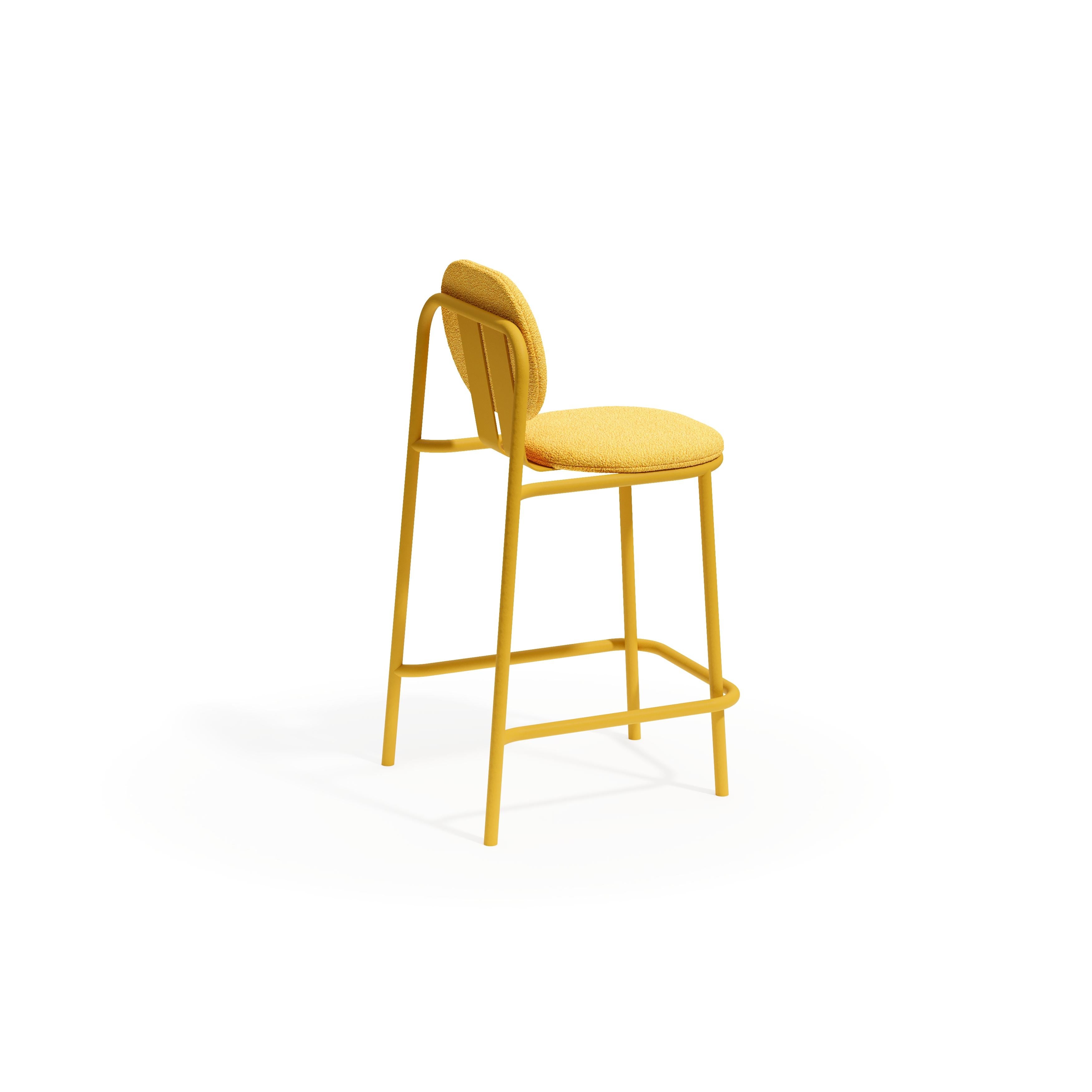 Sgabello da banco Desert di Denis Sokolov per Joyf

Lo sgabello da banco Desert unisce la funzionalità senza sforzo a un raffinato design minimalista, rendendolo una scelta versatile per le cucine, le isole o i posti a sedere ad altezza bar.