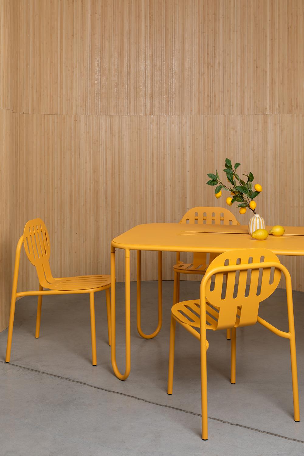 Mesa de comedor Desert de aluminio con tablero de metal by Joyf en venta 5