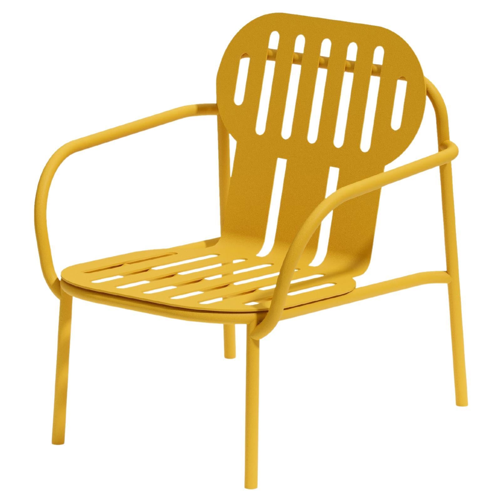 New And Custom Lounge Chairs