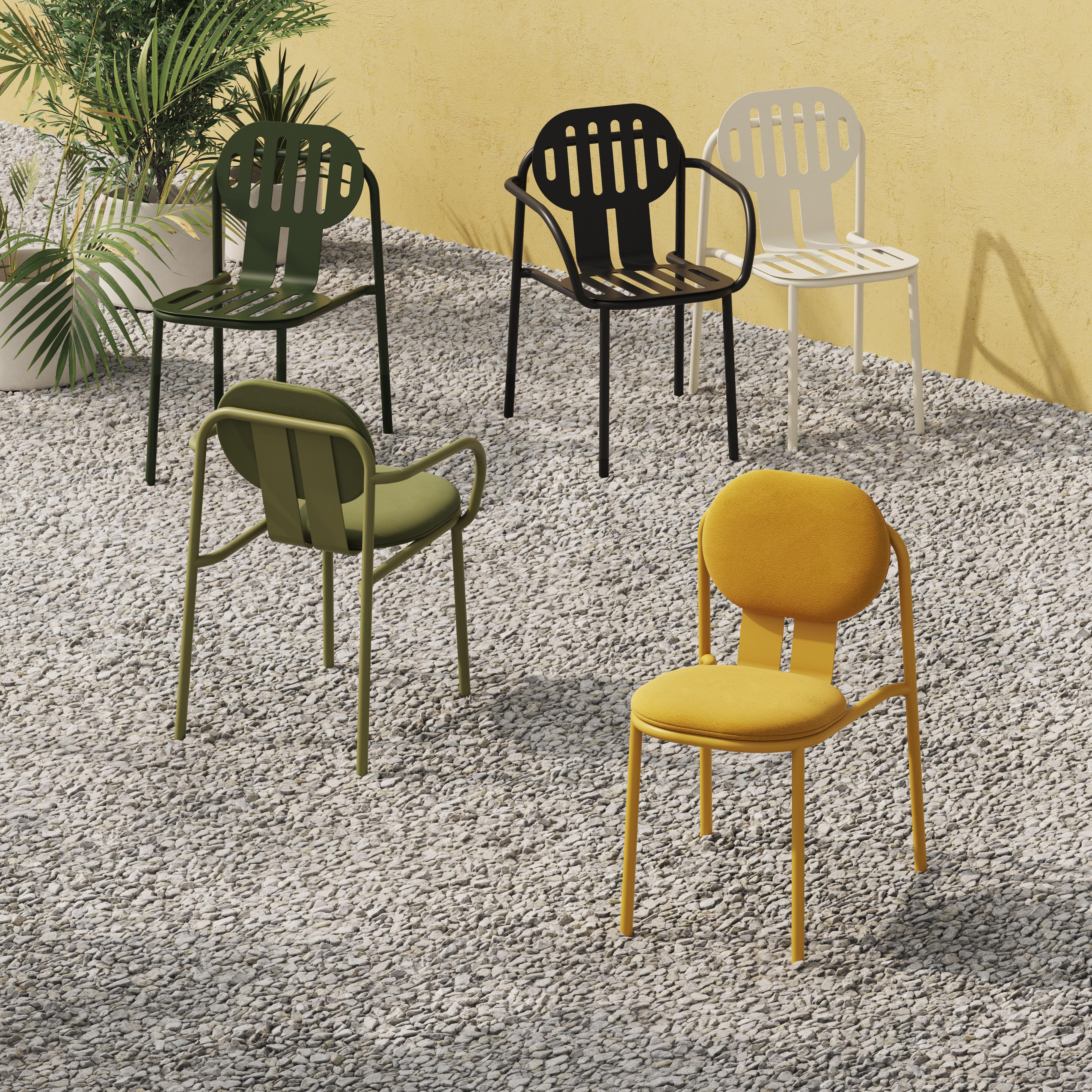 Verniciatura a polvere Sgabello Desert in alluminio con seduta in metallo di Joyf in vendita