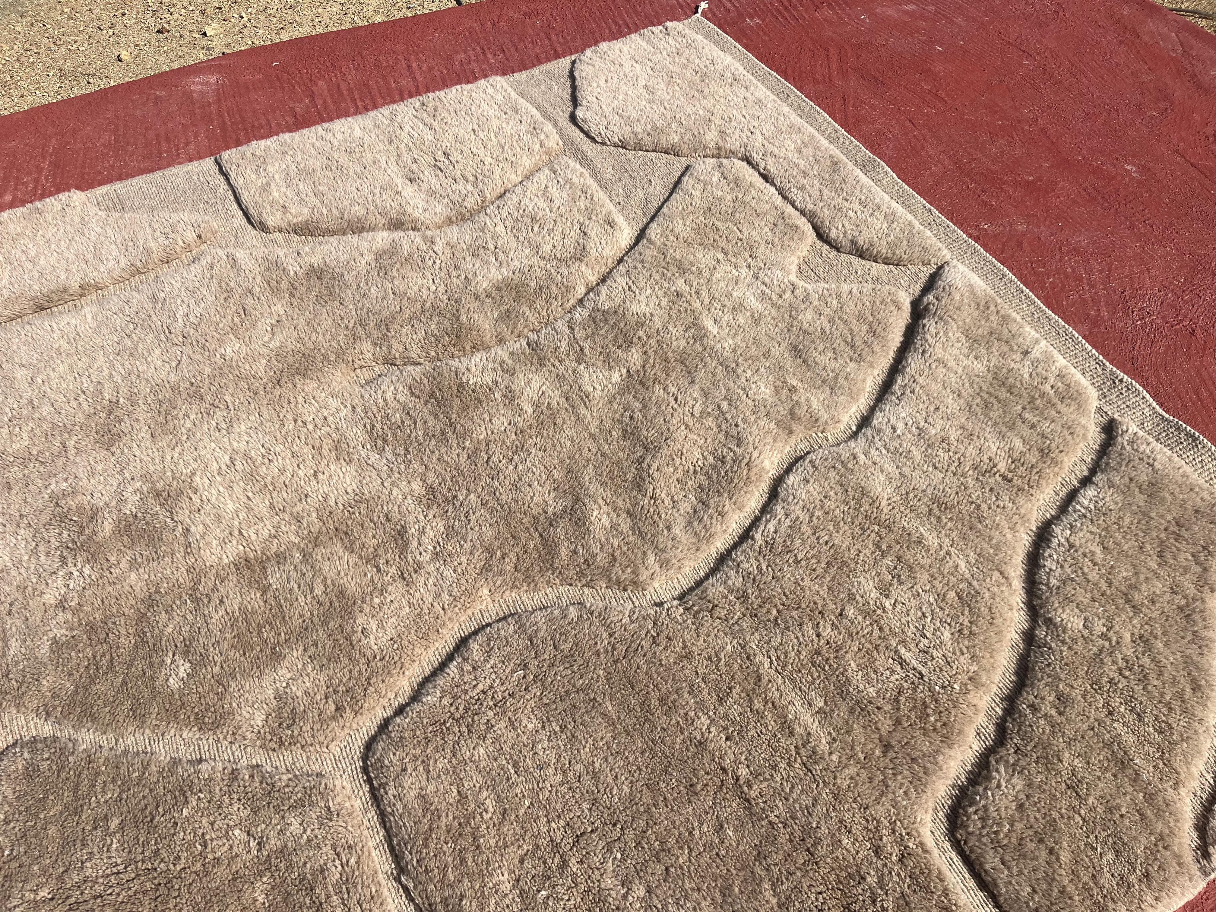 Woven DESERT DUNES Berber Wool Rug Modern Handwoven Large Minimalist Contemporary For Sale