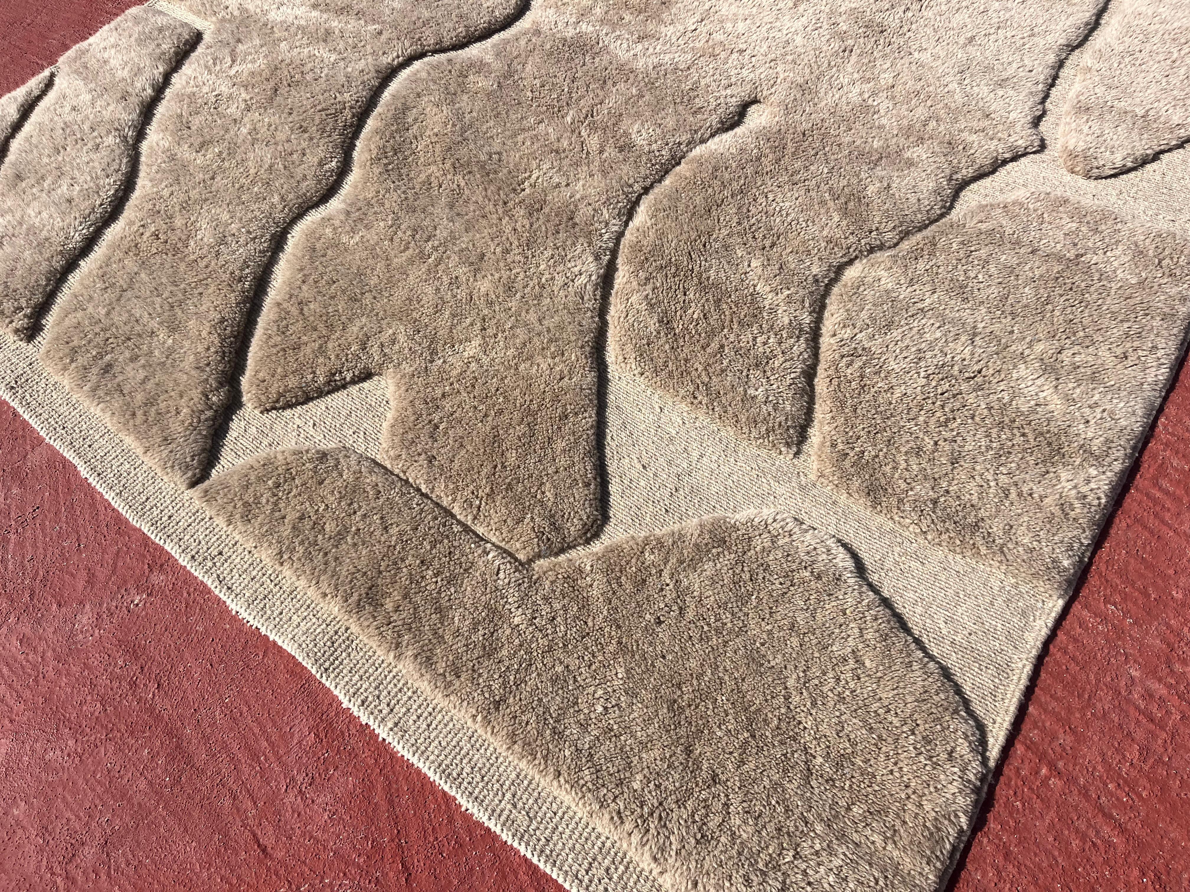 DESERT DUNES Berber Wool Rug Modern Handwoven Large Minimalist Contemporary For Sale 2
