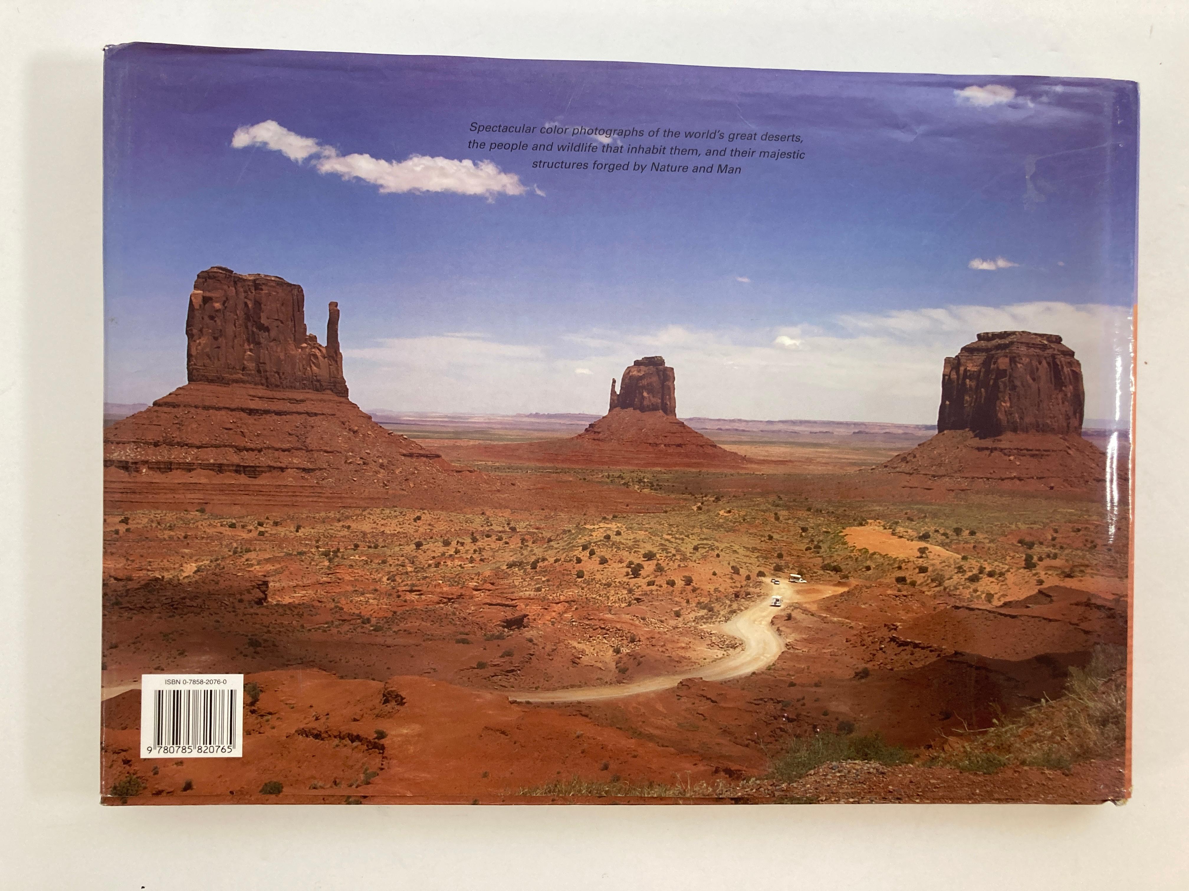 Britannique Grand livre à couverture rigide « Deserts A Panoramic Vision » de David Miller en vente