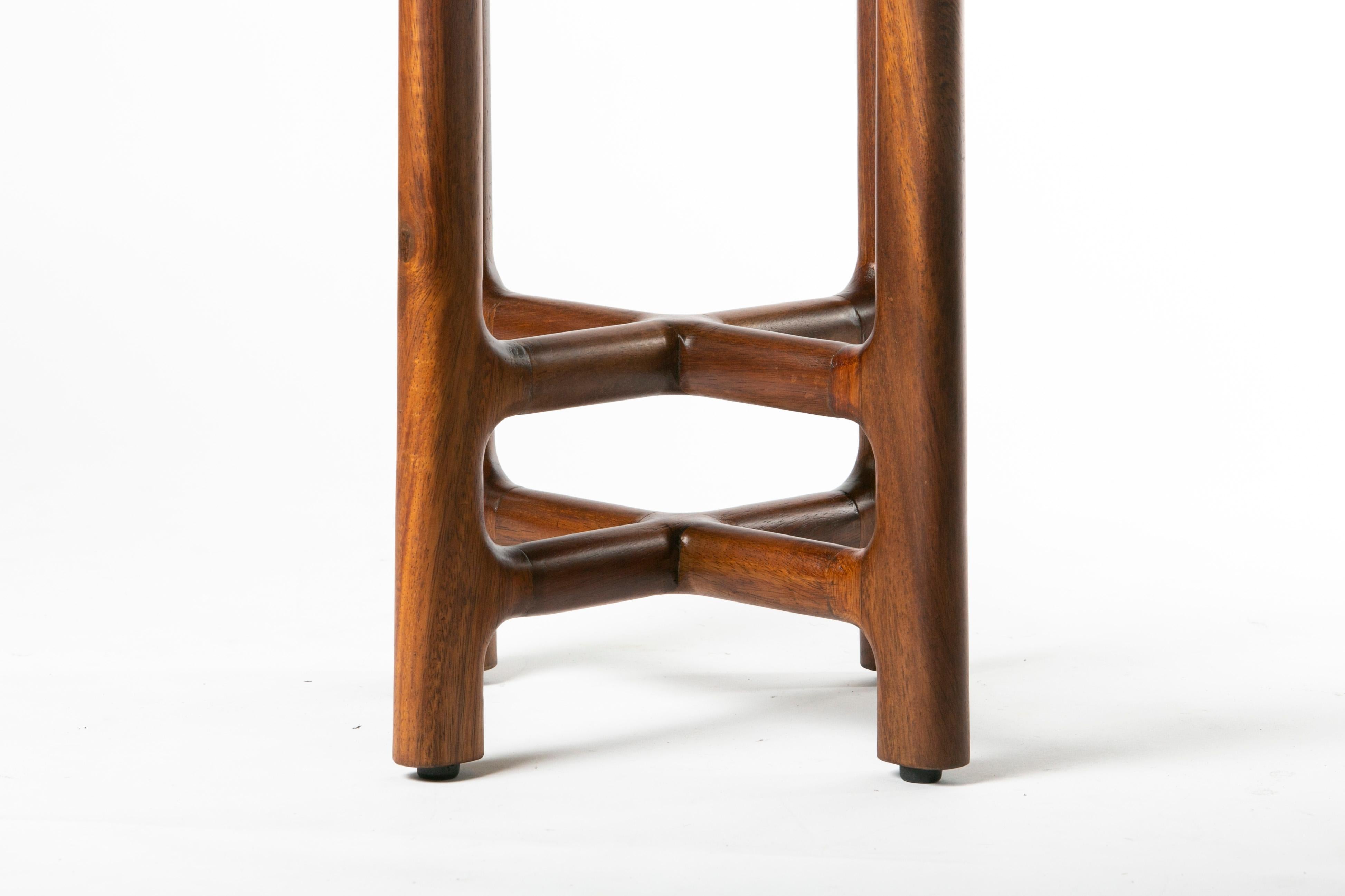Desierto Coat rack, parota wood, Contemporary Mexican Design by Juskani Alonso For Sale 1