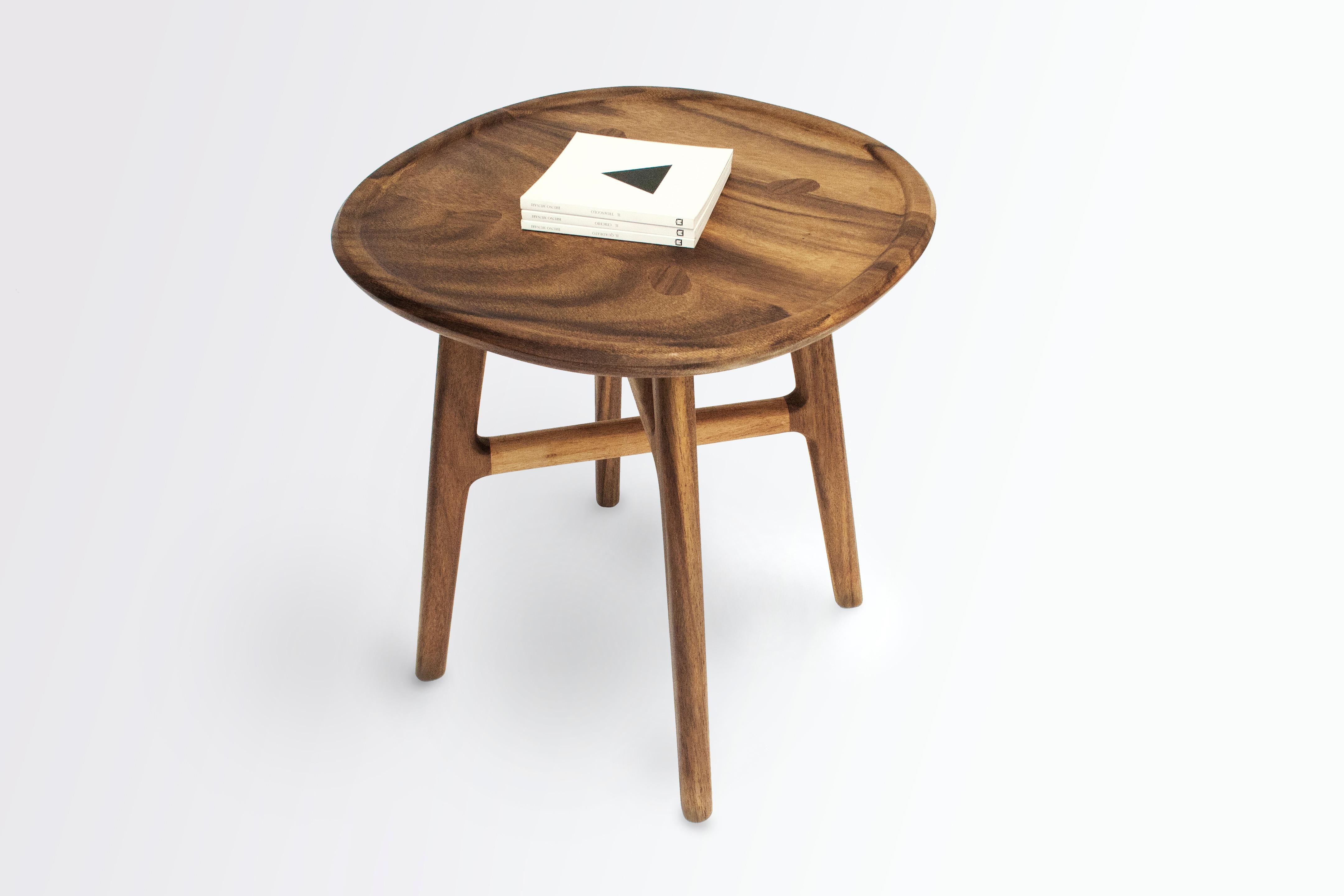 Desierto Sidetable 55, Tropical Hardwood, Design by Juskani Alonso In New Condition For Sale In Mexico City, MX