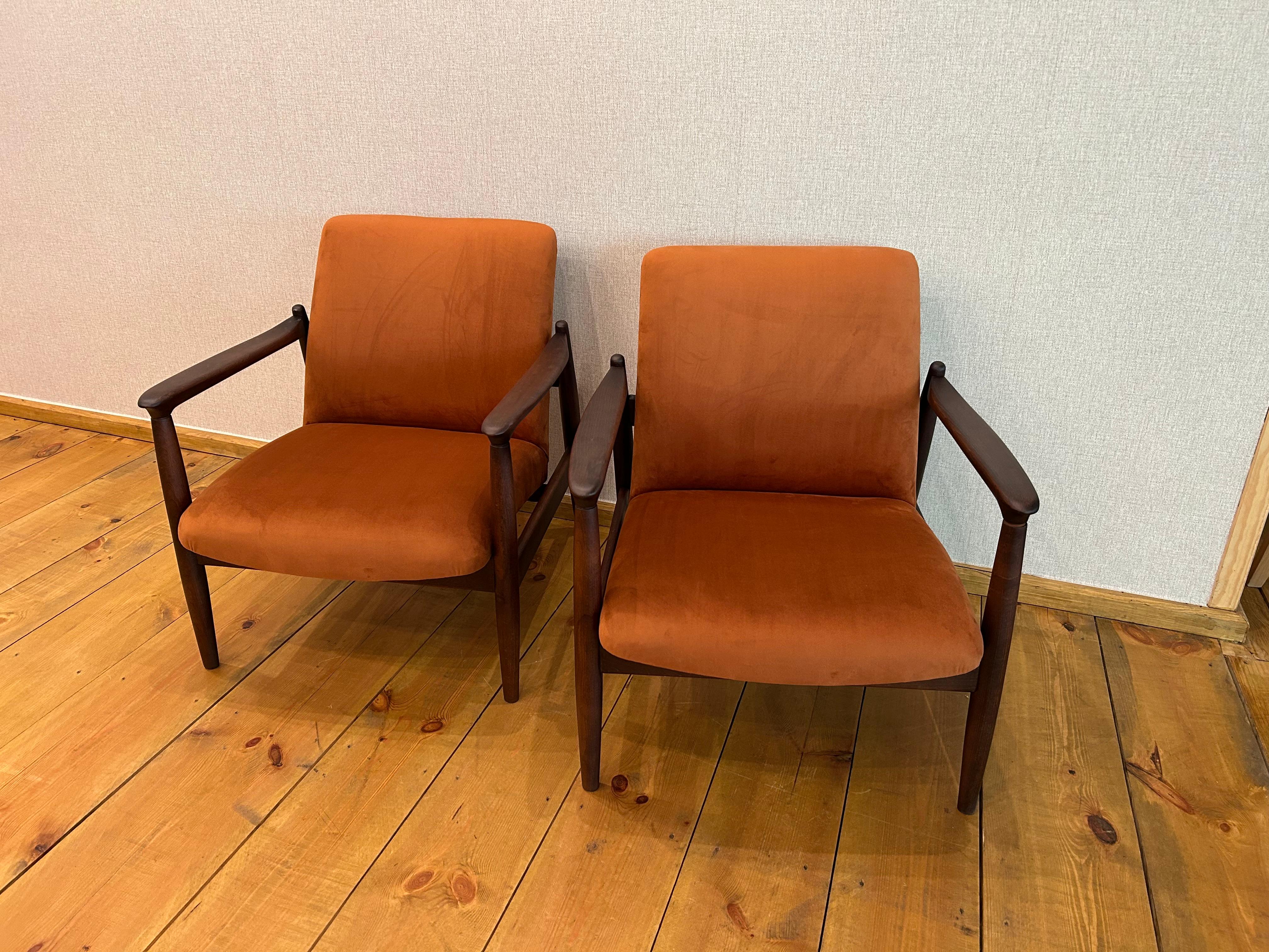 2 poltrone di design GFM-64 PROJ.Edmund Homa , anni 1960

   