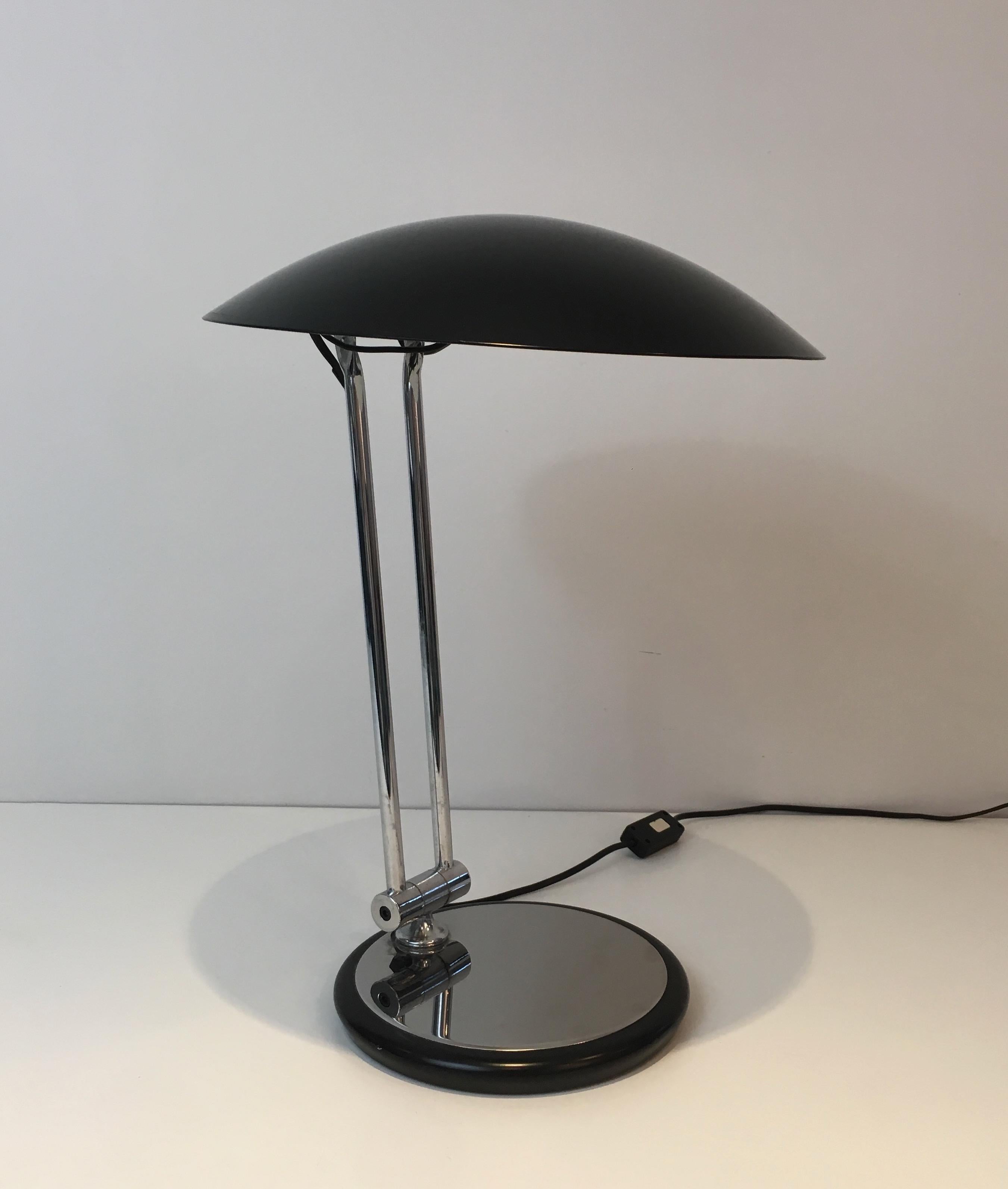 Design Adjustable Chrome and Black Lacquered Desk Lamp, circa 1970 For Sale 3